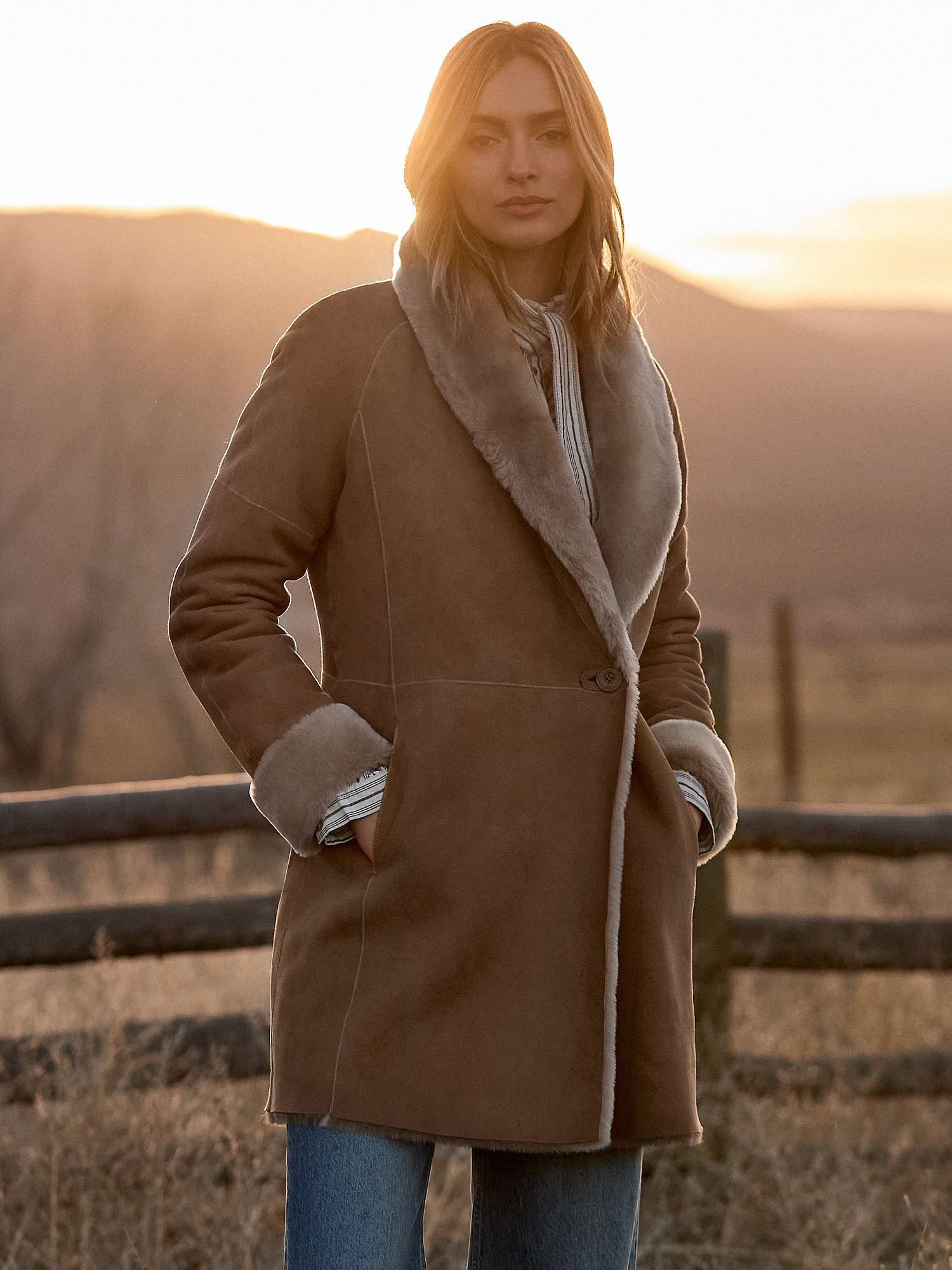 Nicole Sheepskin Coat - XNAUWBI