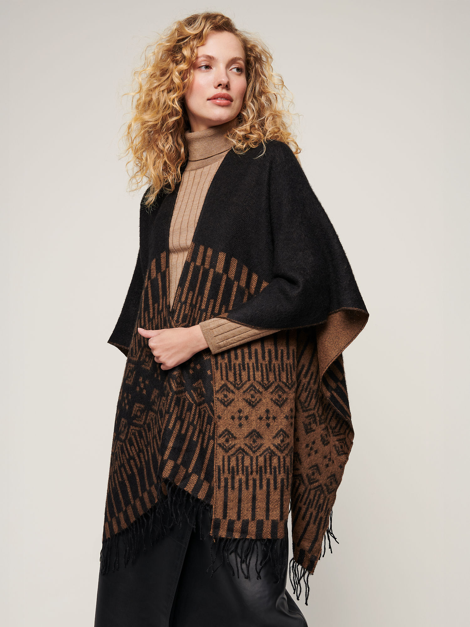 Nina Alpaca Wool Wrap - XNAUWBI