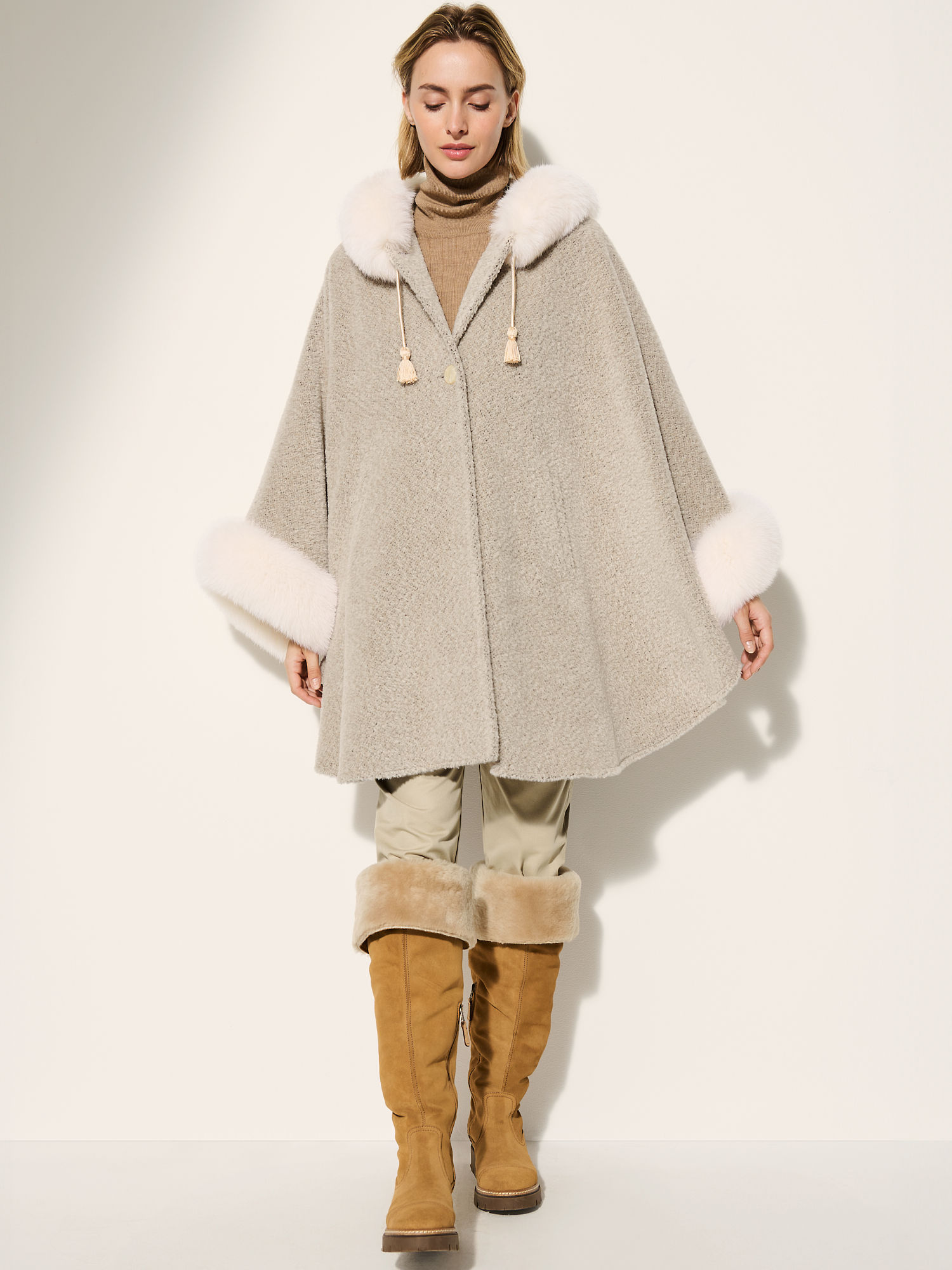 Skye Hooded Alpaca Wool-Blend Cape with Fur Trim - XNAUWBI