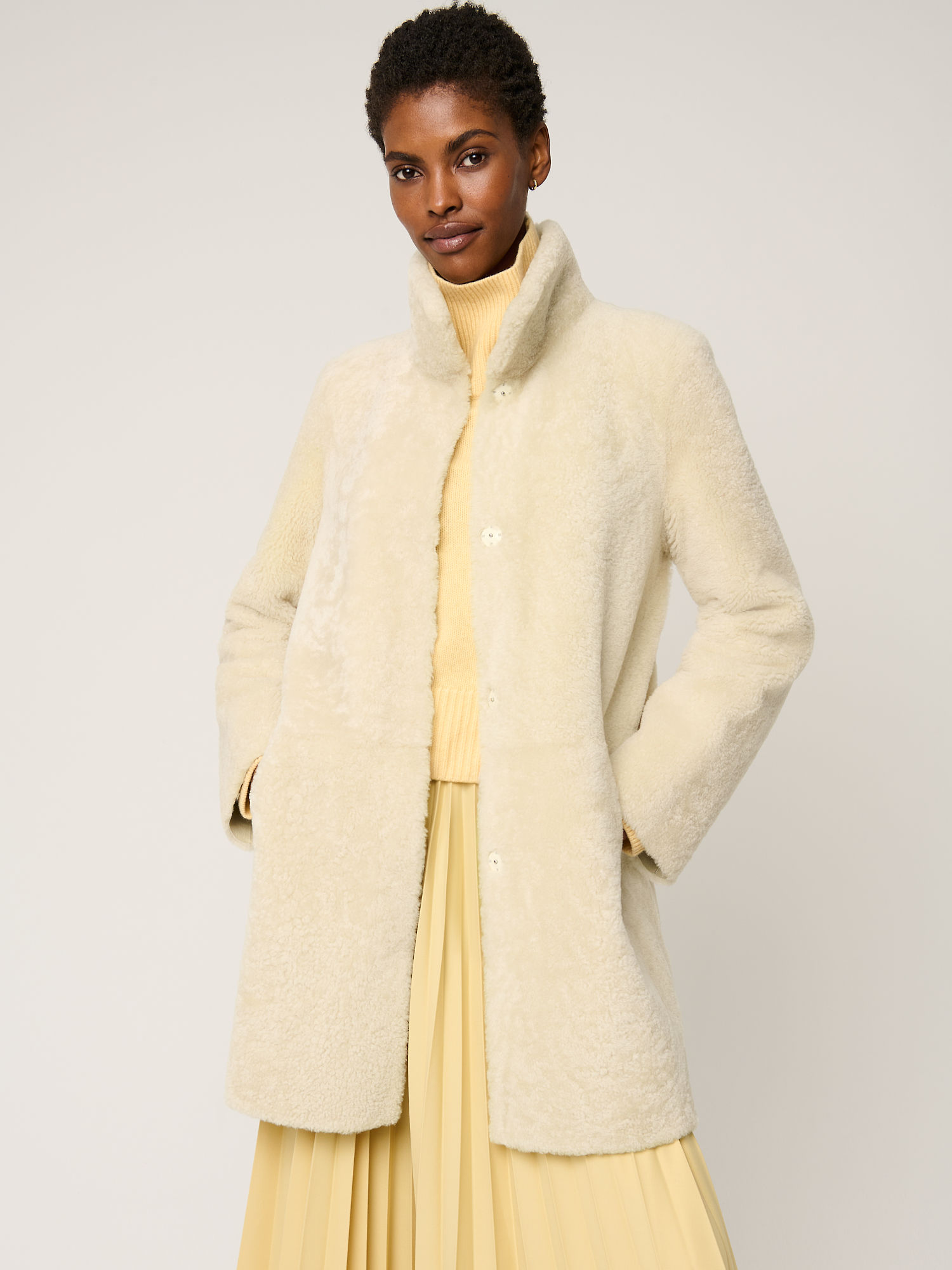 Carmen Reversible Curly Sheepskin Coat - XNAUWBI