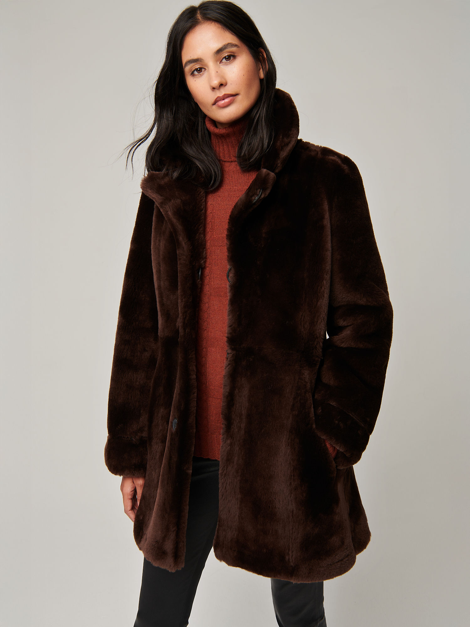 Coleen Reversible Sheepskin Coat - XNAUWBI