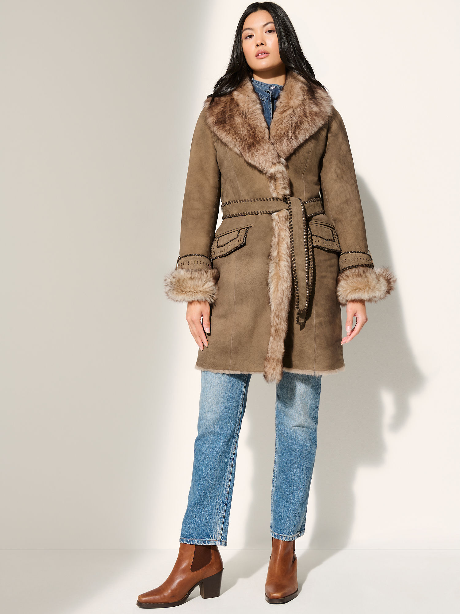 Beth Sheepskin Coat - XNAUWBI