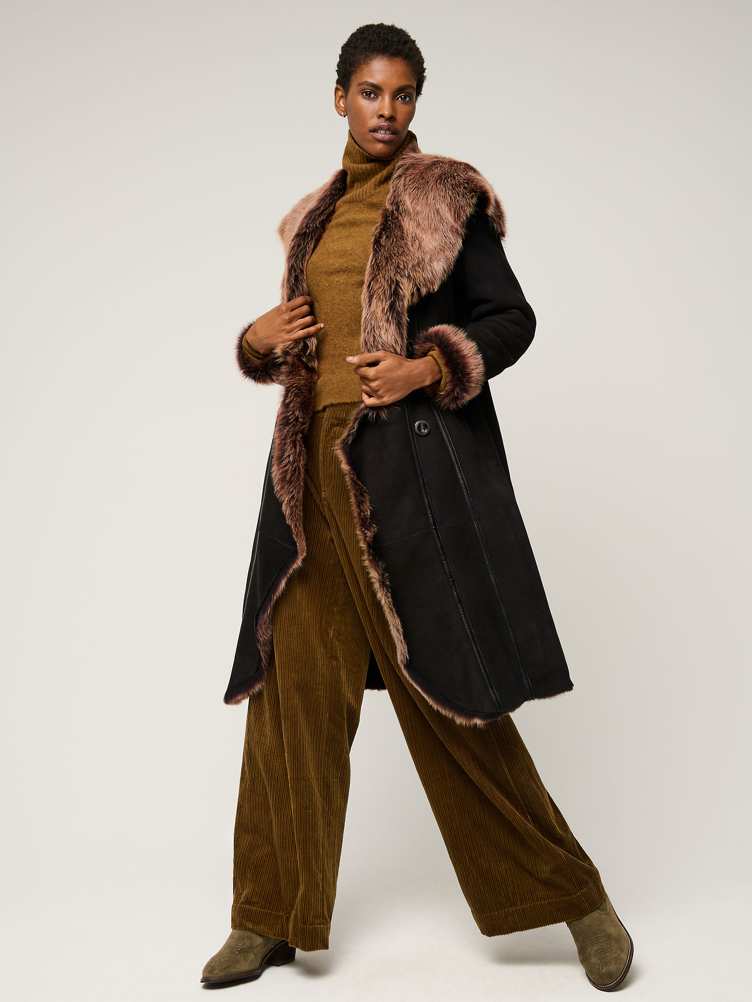 Tatiana Hooded Sheepskin Coat - XNAUWBI