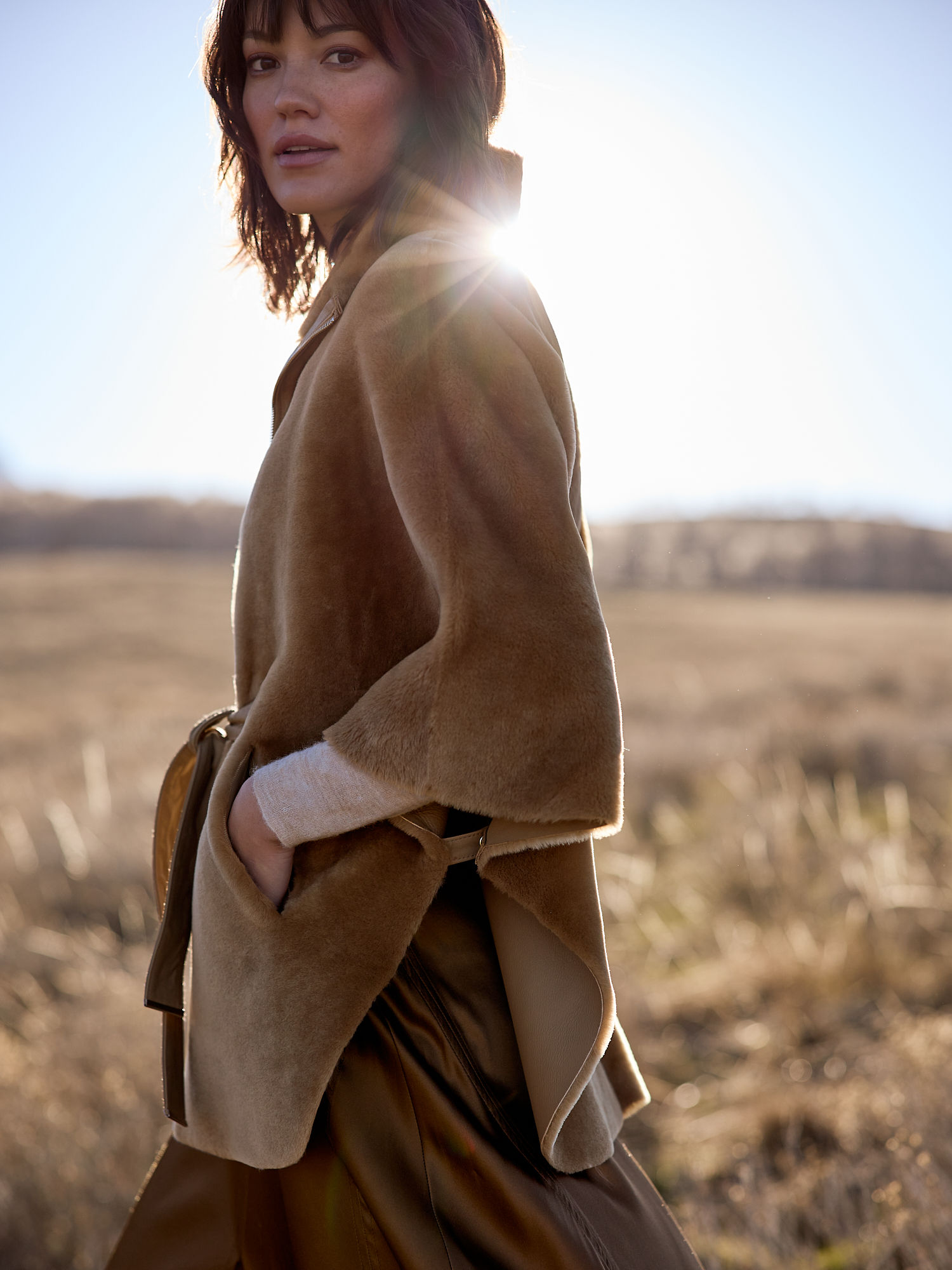 Jasmine Reversible Sheepskin Cape - XNAUWBI