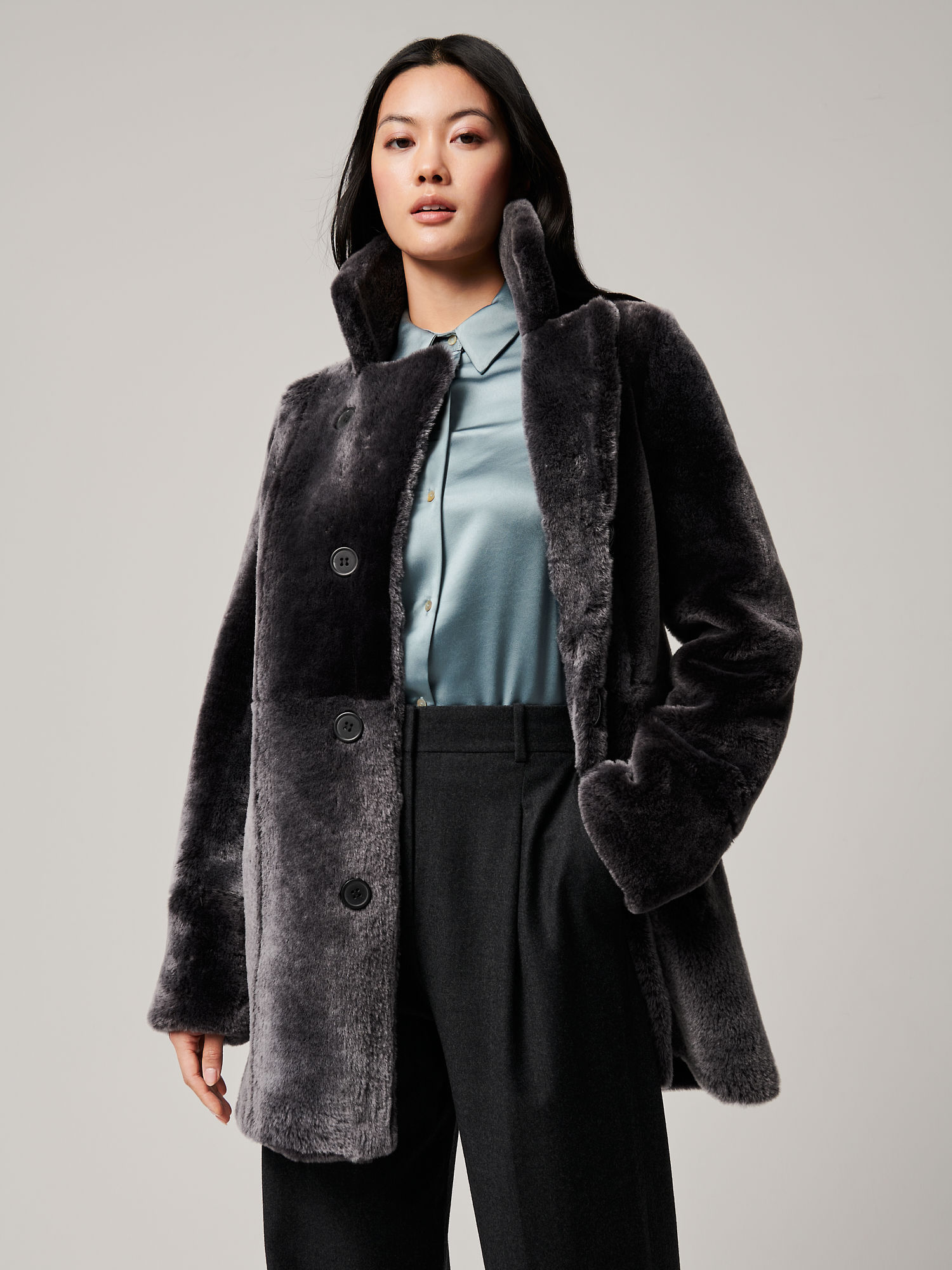 Coleen Reversible Sheepskin Coat - XNAUWBI