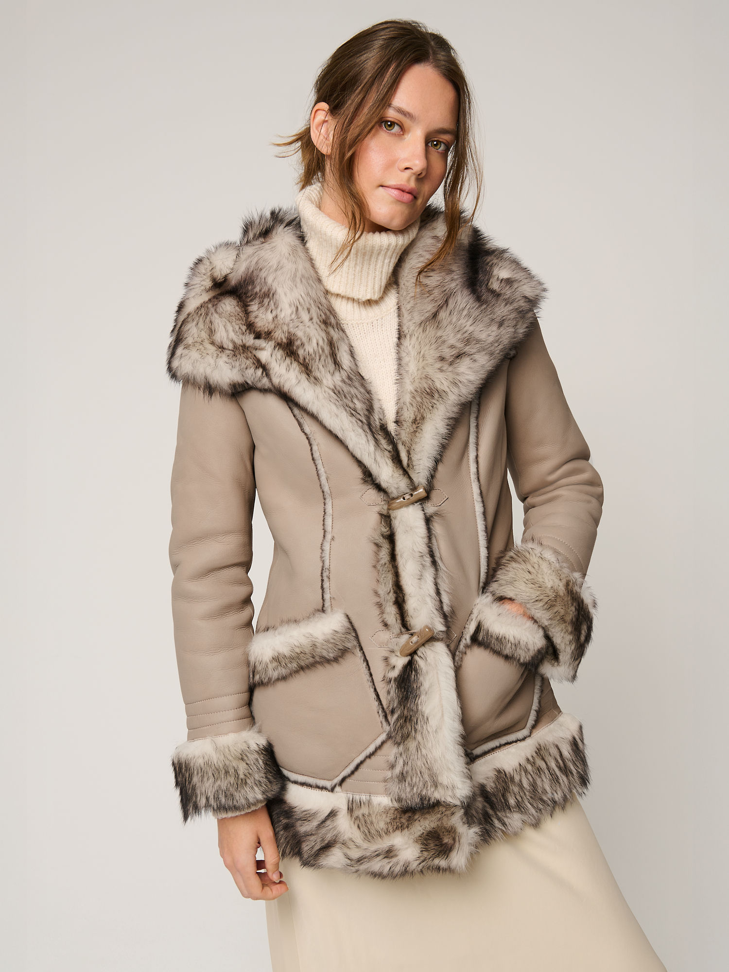Alaskan Hooded Toscana Sheepskin Coat - XNAUWBI