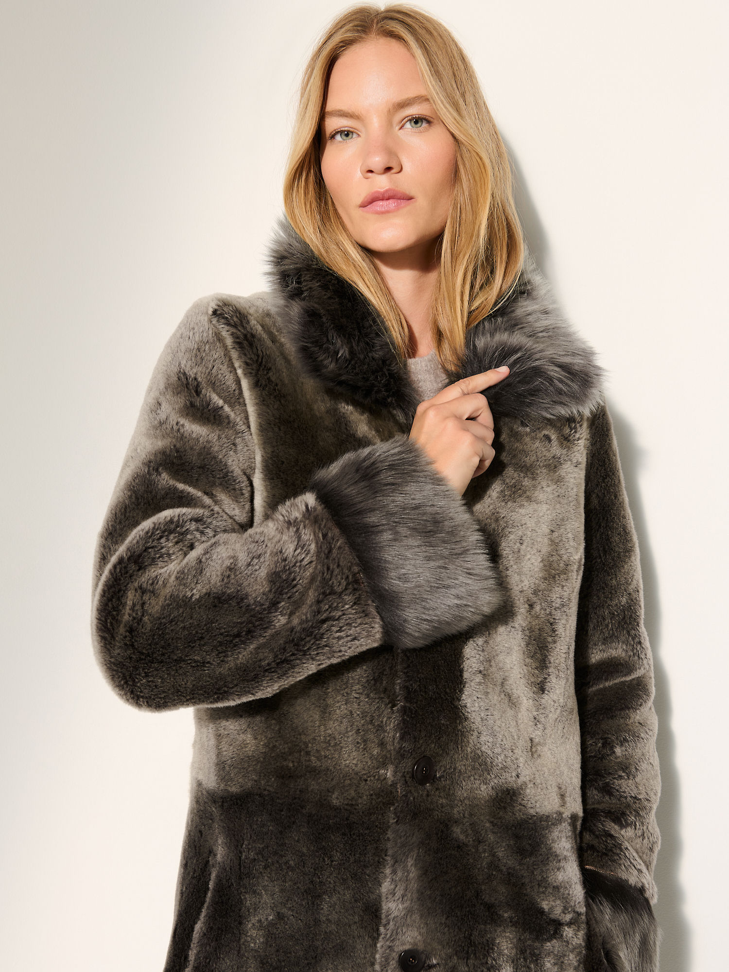 Leticia Reversible Sheepskin Coat - XNAUWBI