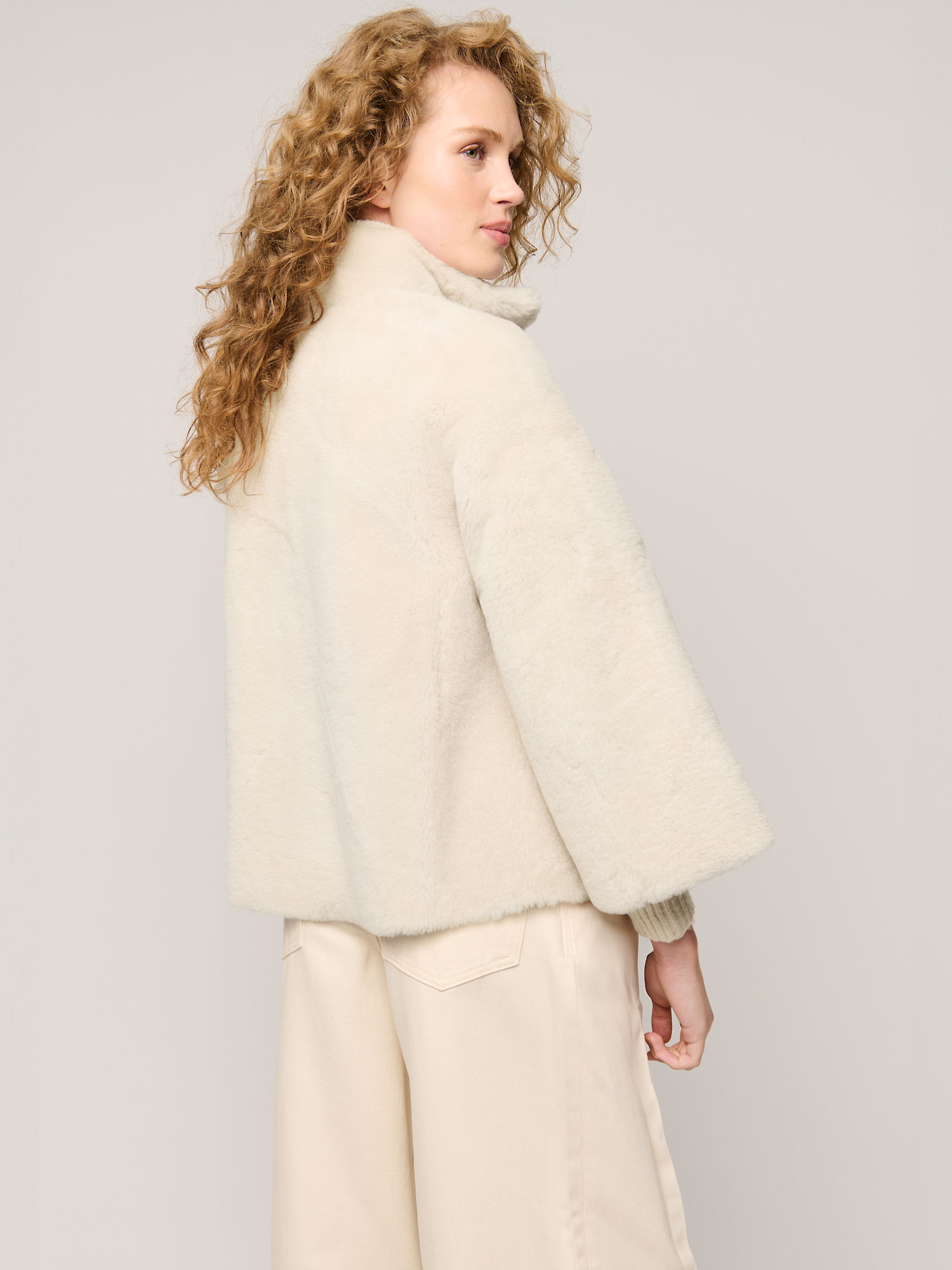 Marilyn Sheepskin Jacket - XNAUWBI