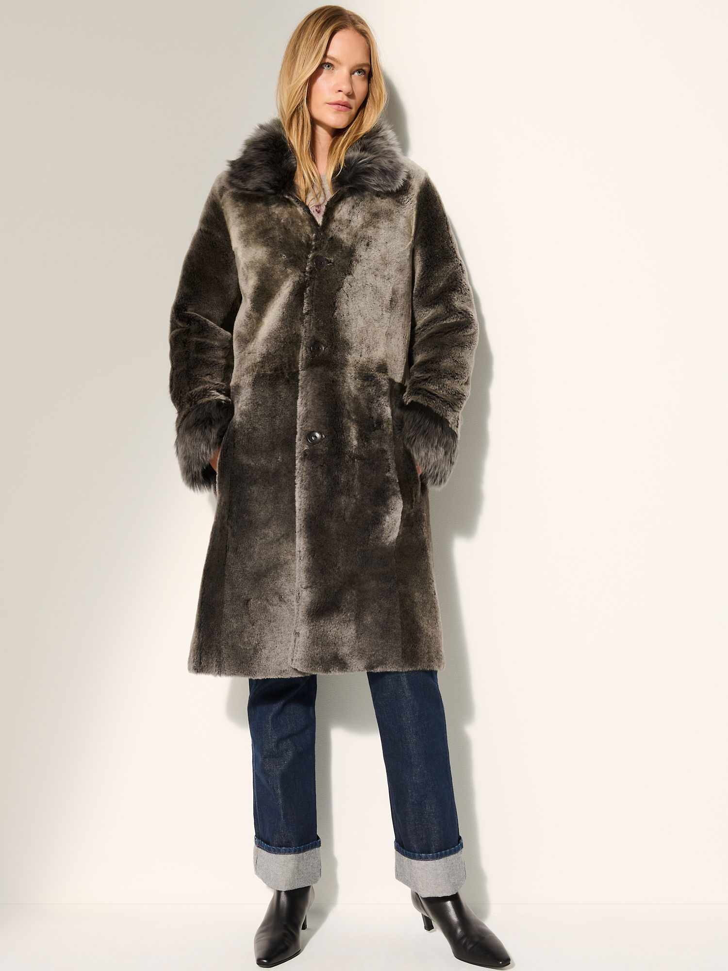 Leticia Reversible Sheepskin Coat - XNAUWBI