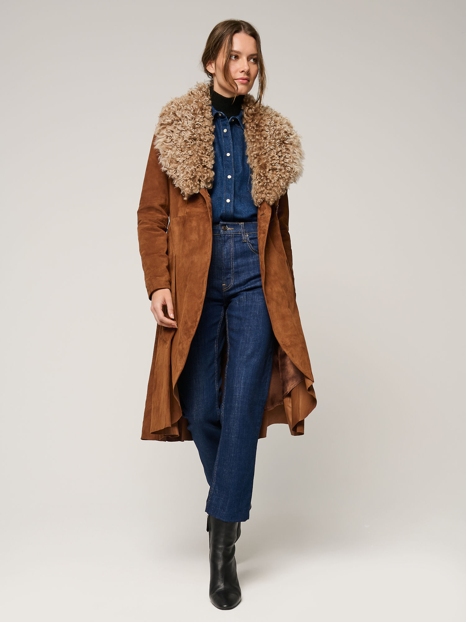 Alicia Suede Leather Coat - XNAUWBI