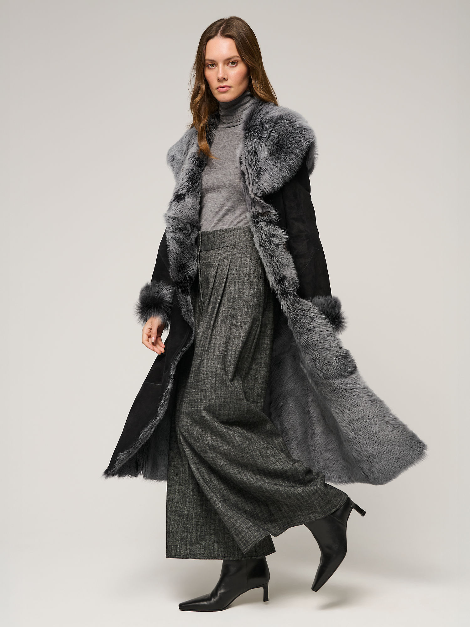 Dakota Hooded Toscana Sheepskin Coat - XNAUWBI