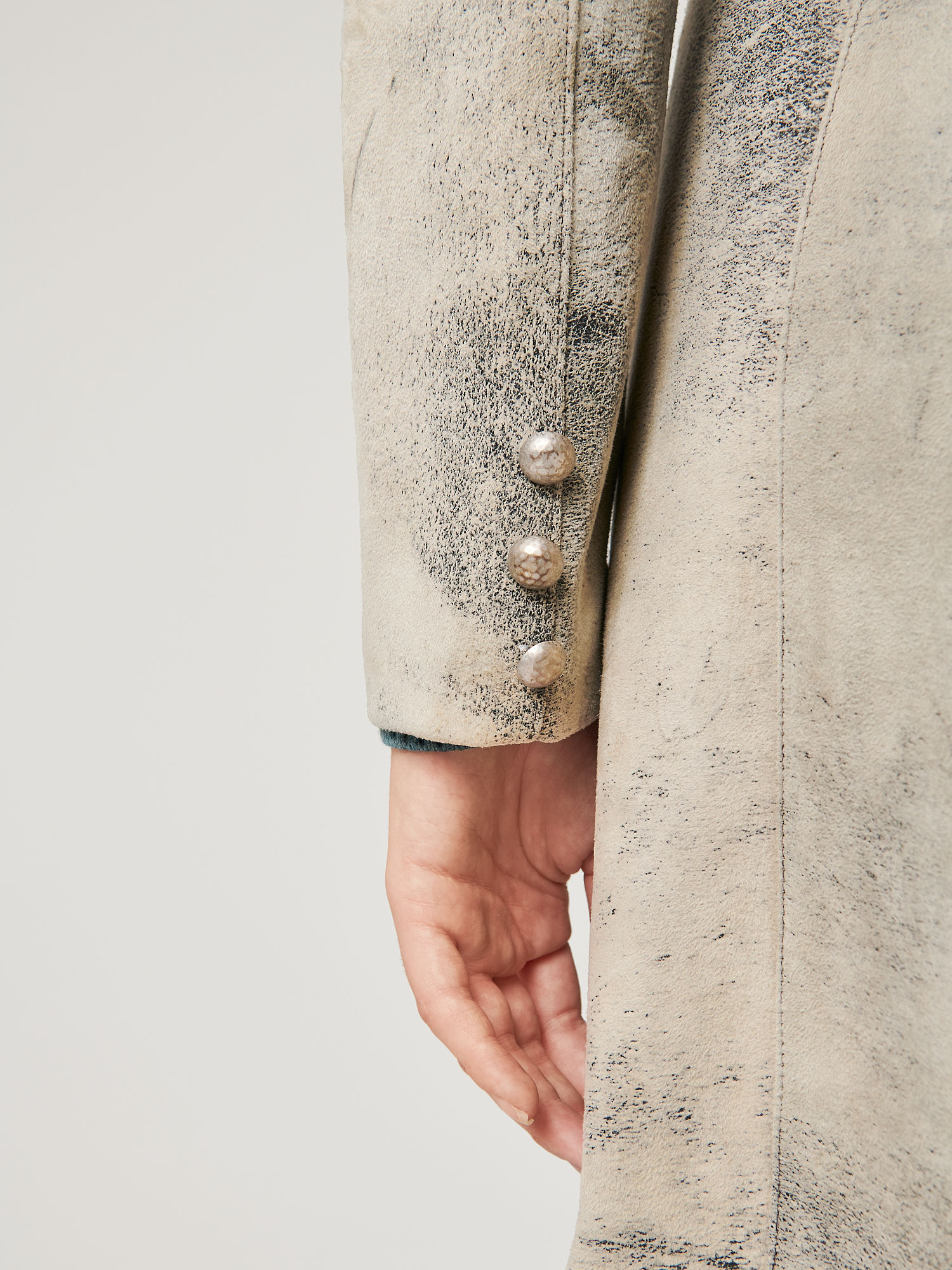 Zena Suede Leather Coat - XNAUWBI