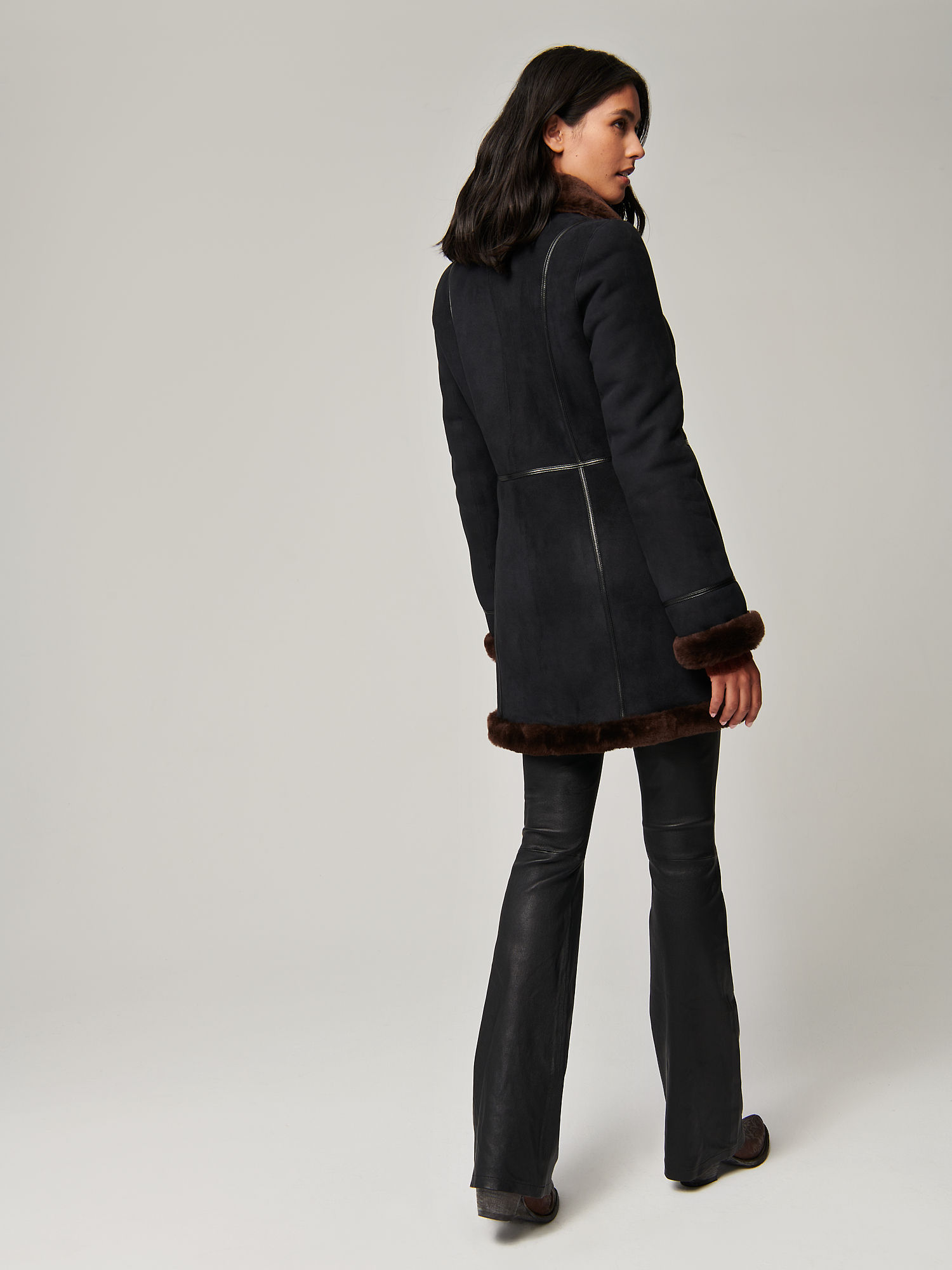 Coleen Reversible Sheepskin Coat - XNAUWBI