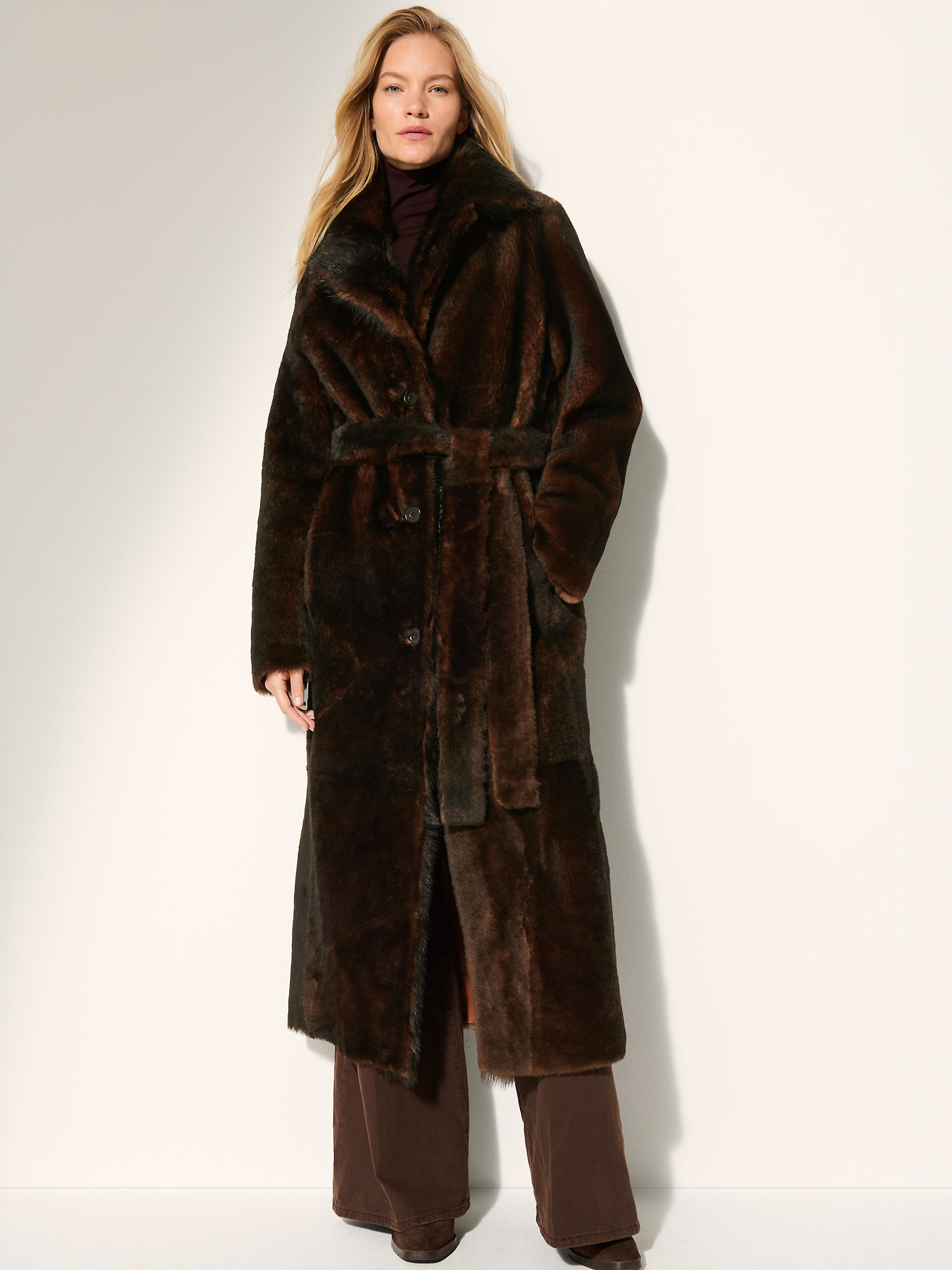 Blair Reversible Sheepskin Coat - XNAUWBI