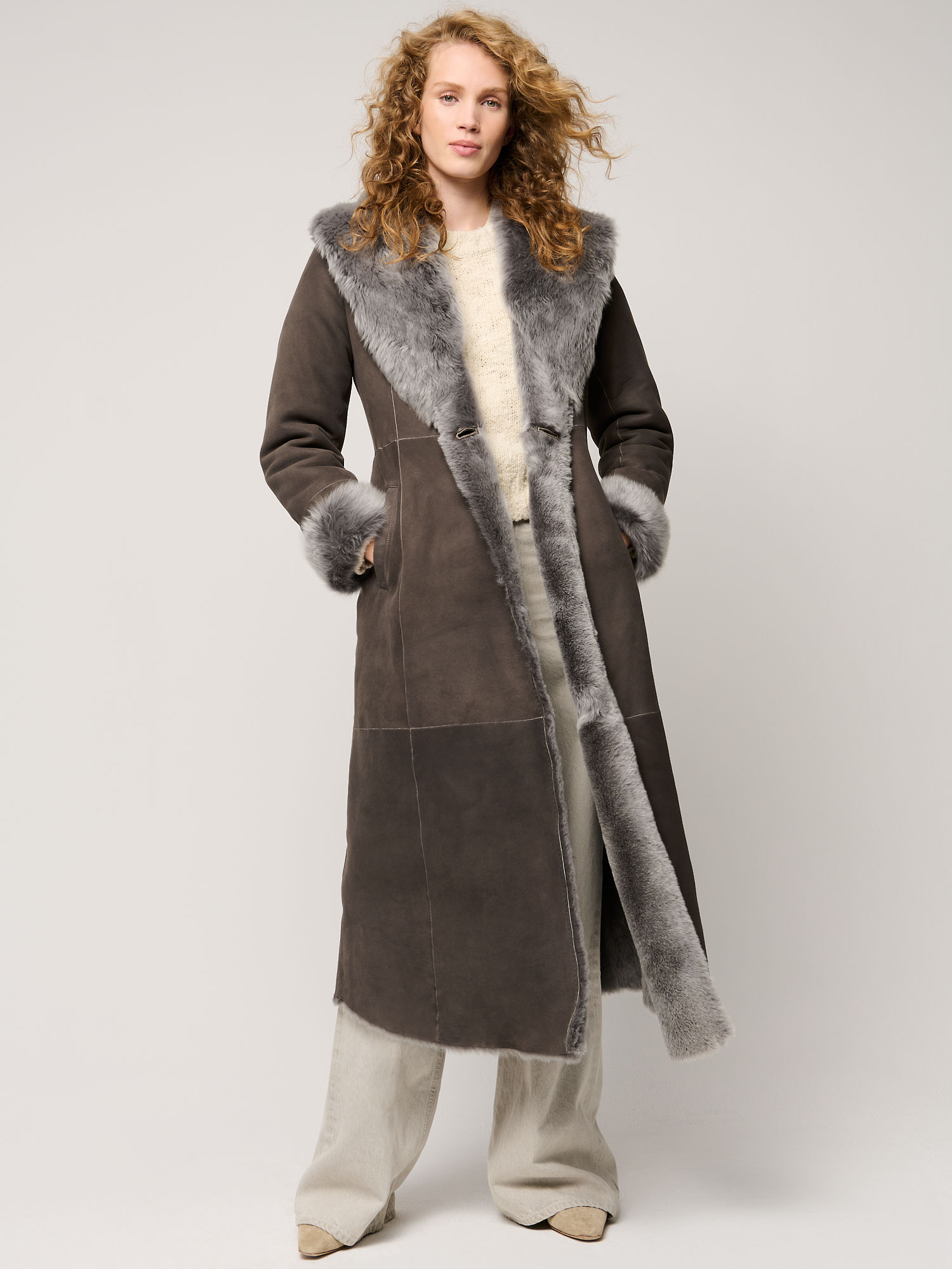 Gabriella Hooded Sheepskin Coat - XNAUWBI