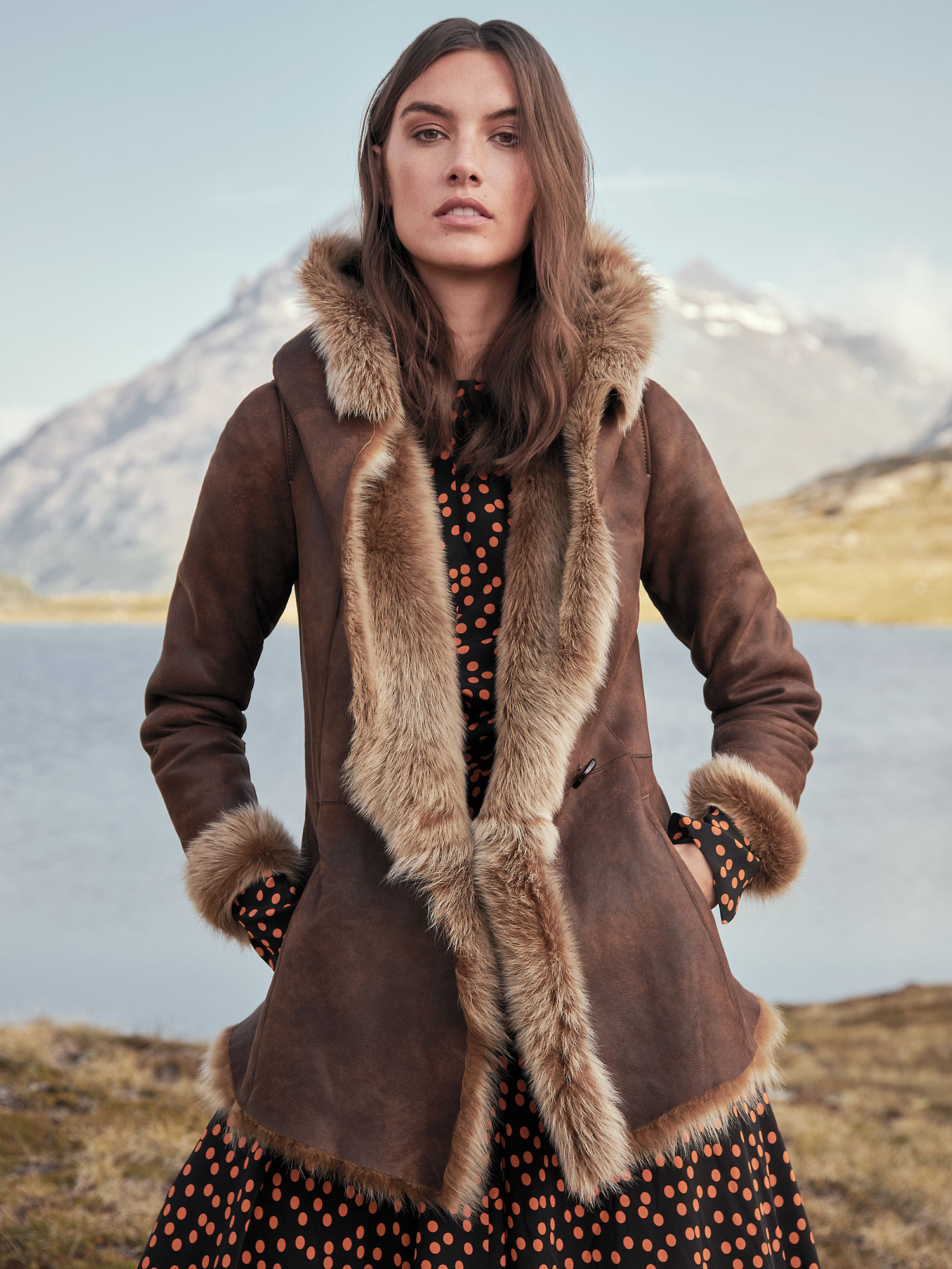 Natasha Hooded Toscana Sheepskin Coat - XNAUWBI
