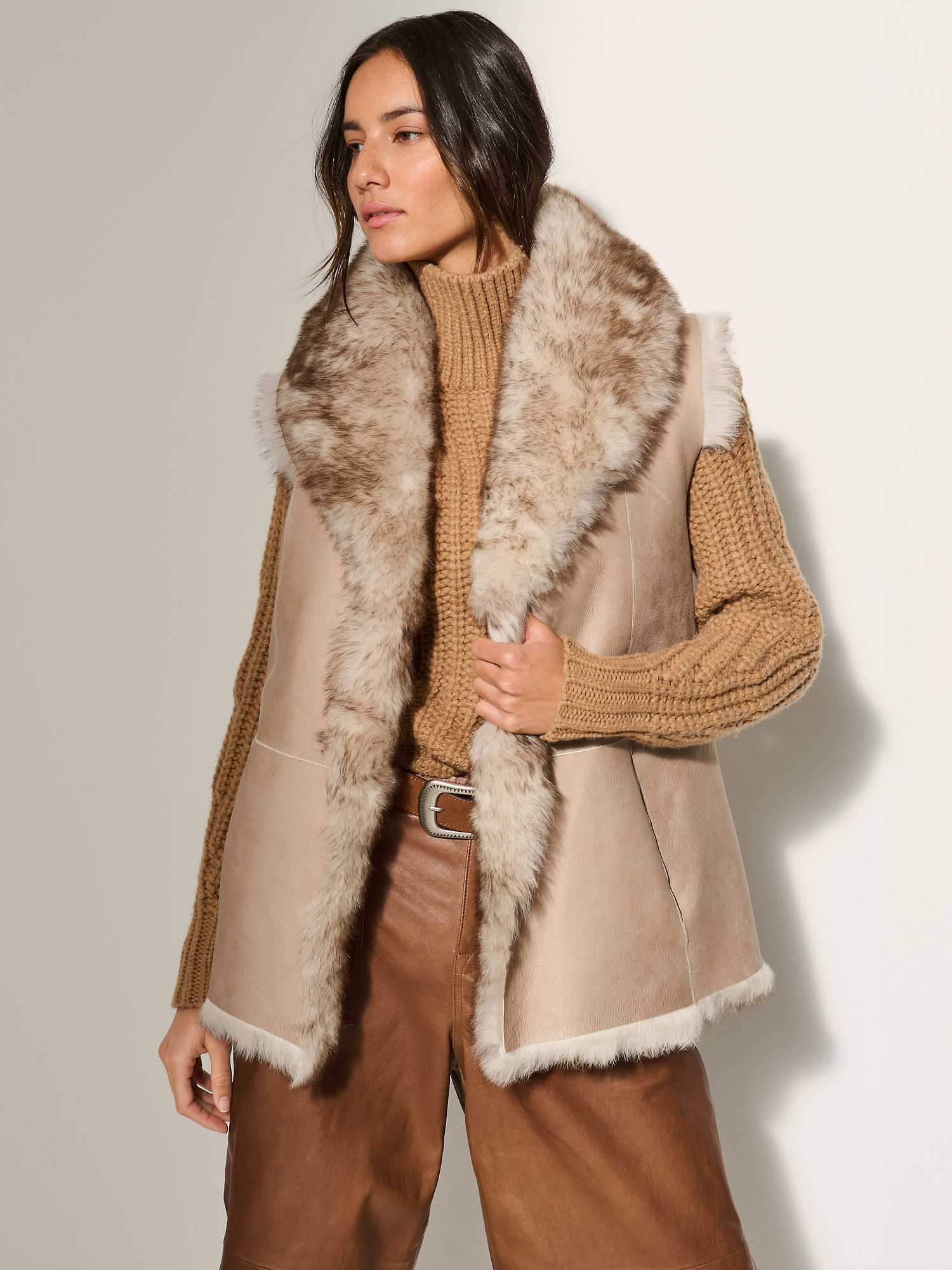 Lara Reversible Toscana Sheepskin Vest - XNAUWBI