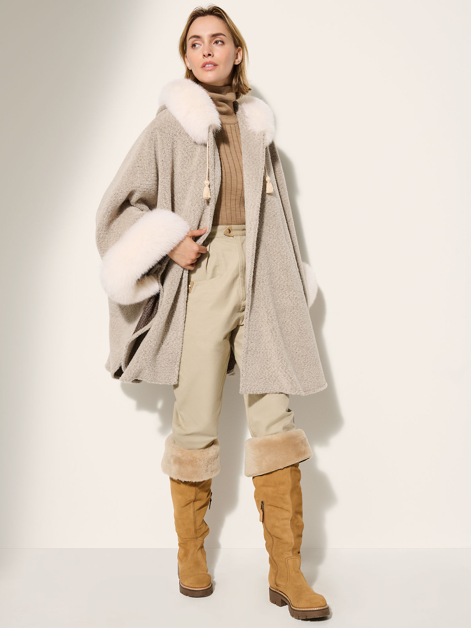 Skye Hooded Alpaca Wool-Blend Cape with Fur Trim - XNAUWBI