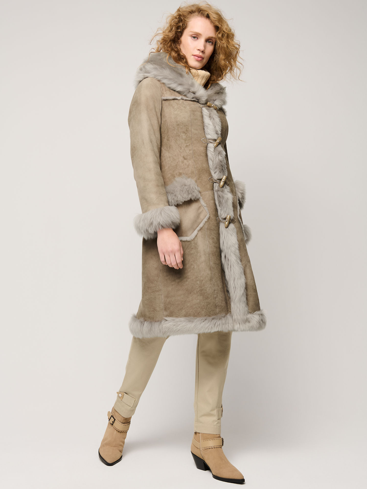 Klondike Hooded Sheepskin Coat - XNAUWBI