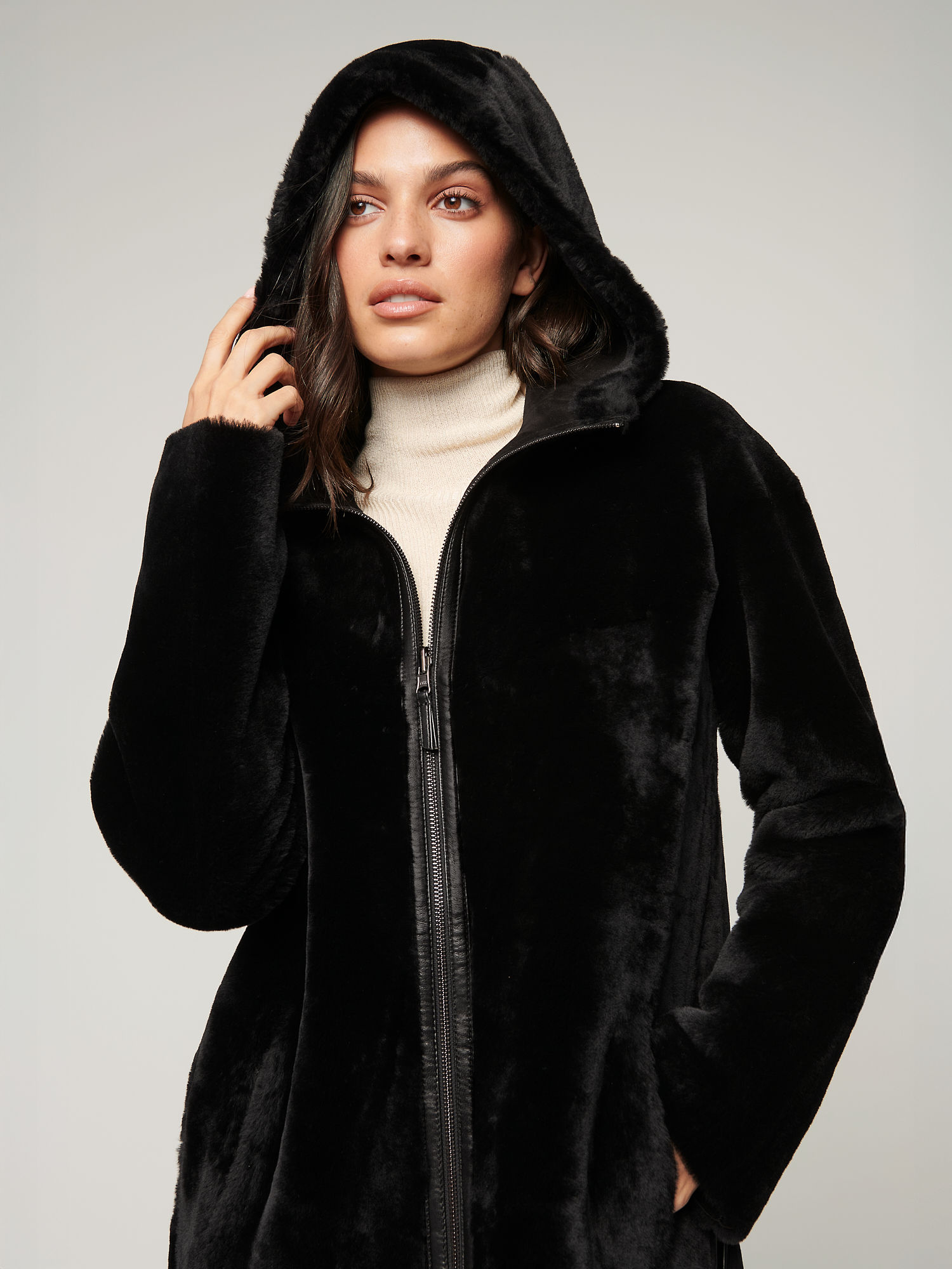 Breanne Reversible Hooded Sheepskin Coat - XNAUWBI