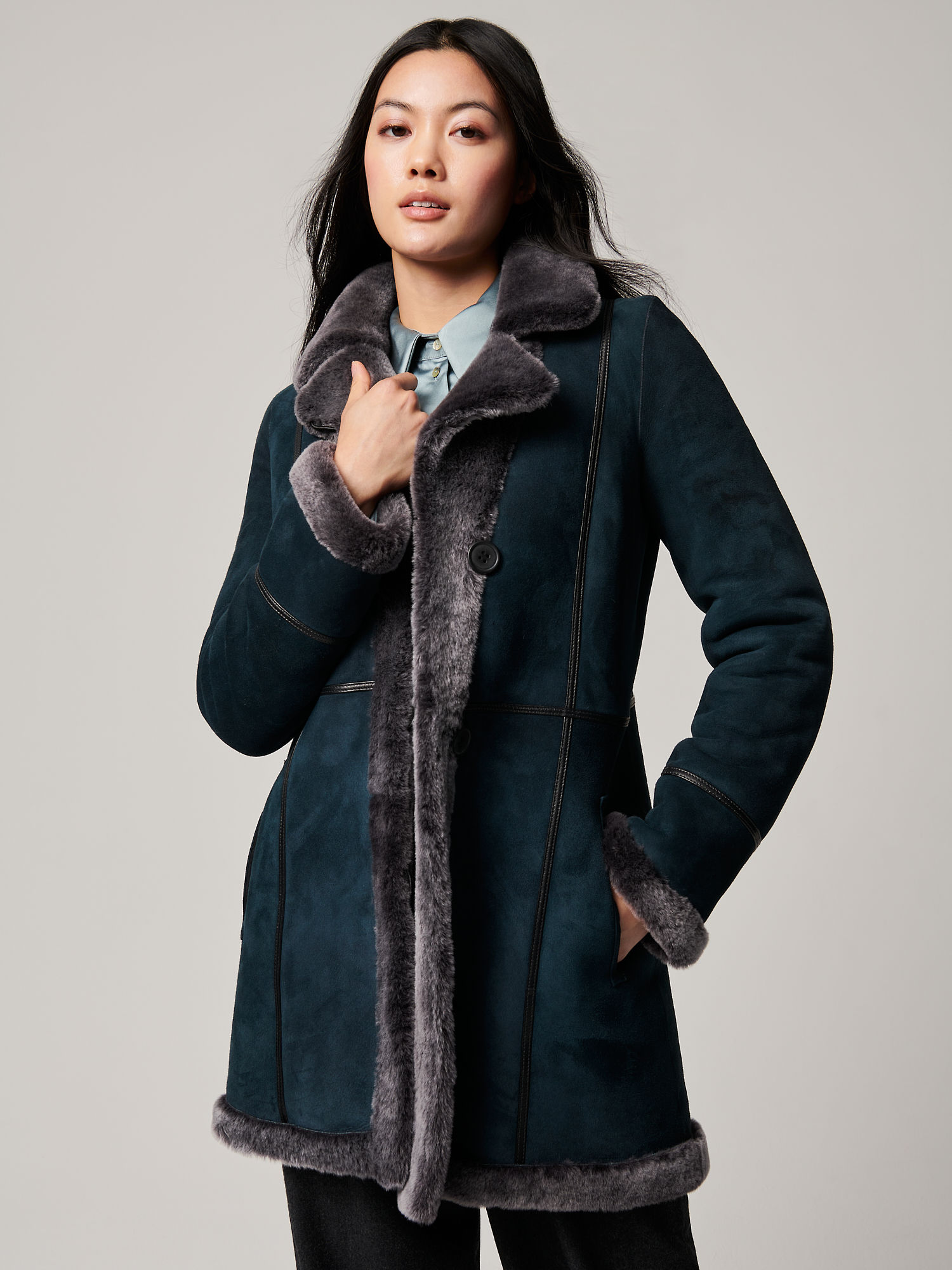 Coleen Reversible Sheepskin Coat - XNAUWBI