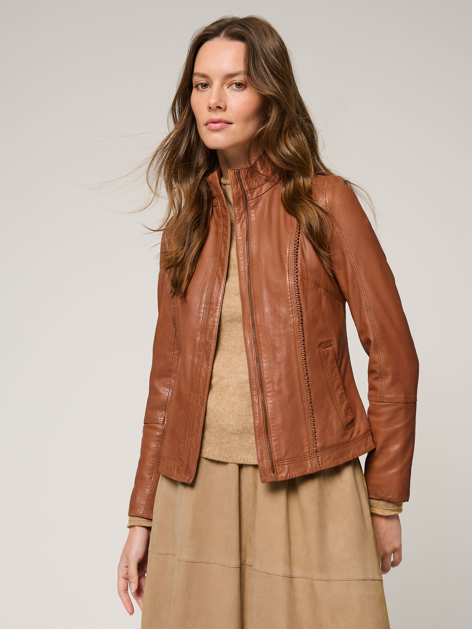 Azura Leather Jacket - XNAUWBI