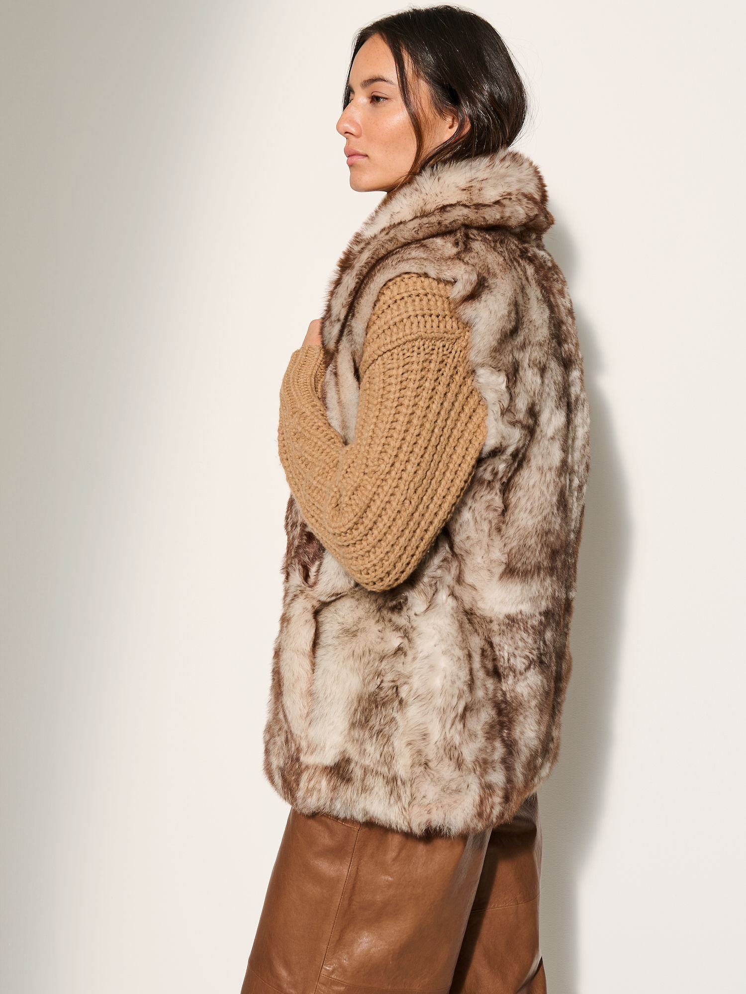 Lara Reversible Toscana Sheepskin Vest - XNAUWBI