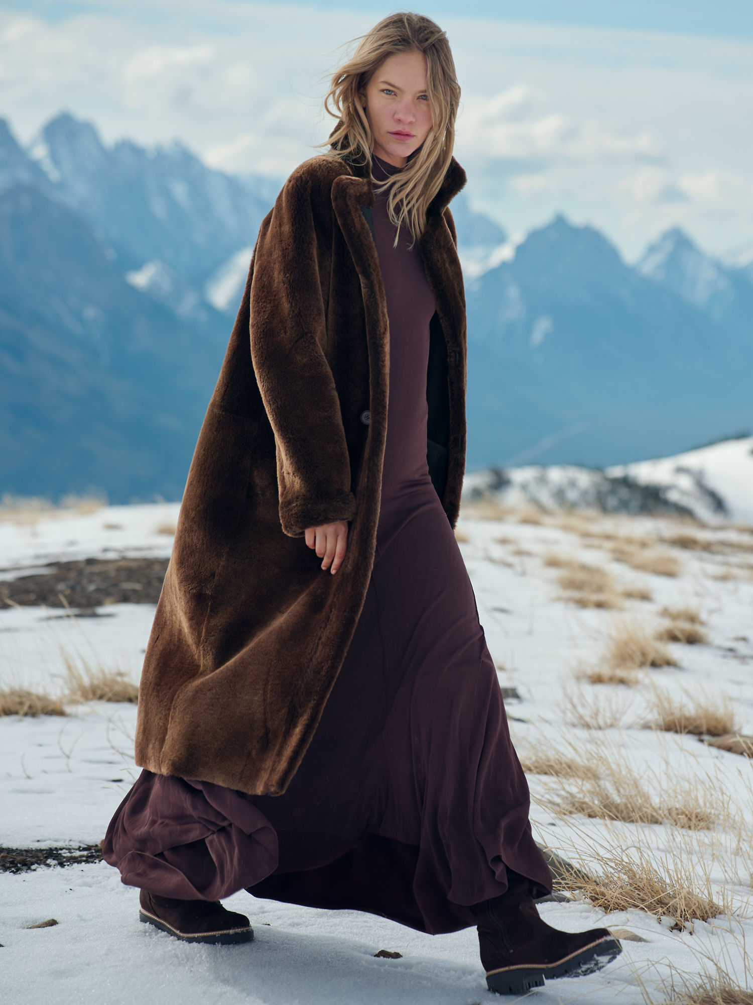 Isabella Reversible Merino Sheepskin Coat - XNAUWBI