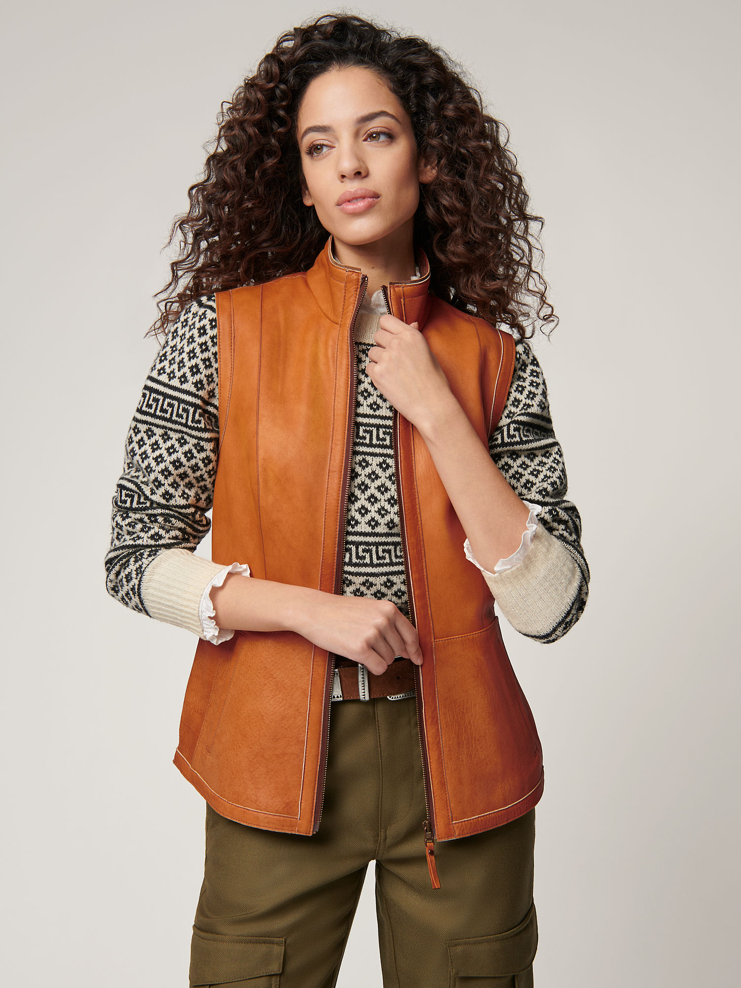 Brandy Reversible Suede Leather Vest - XNAUWBI