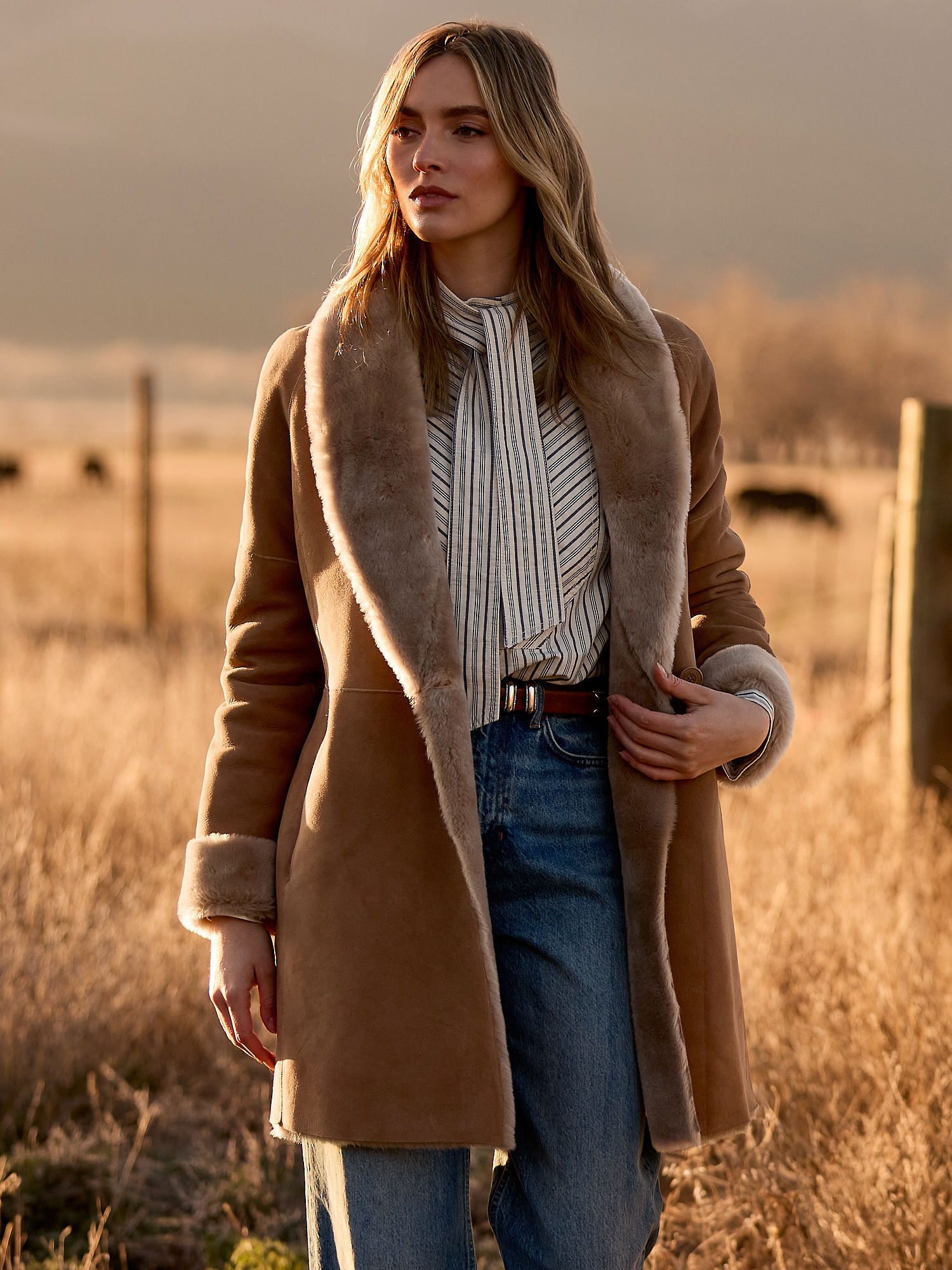 Nicole Sheepskin Coat - XNAUWBI