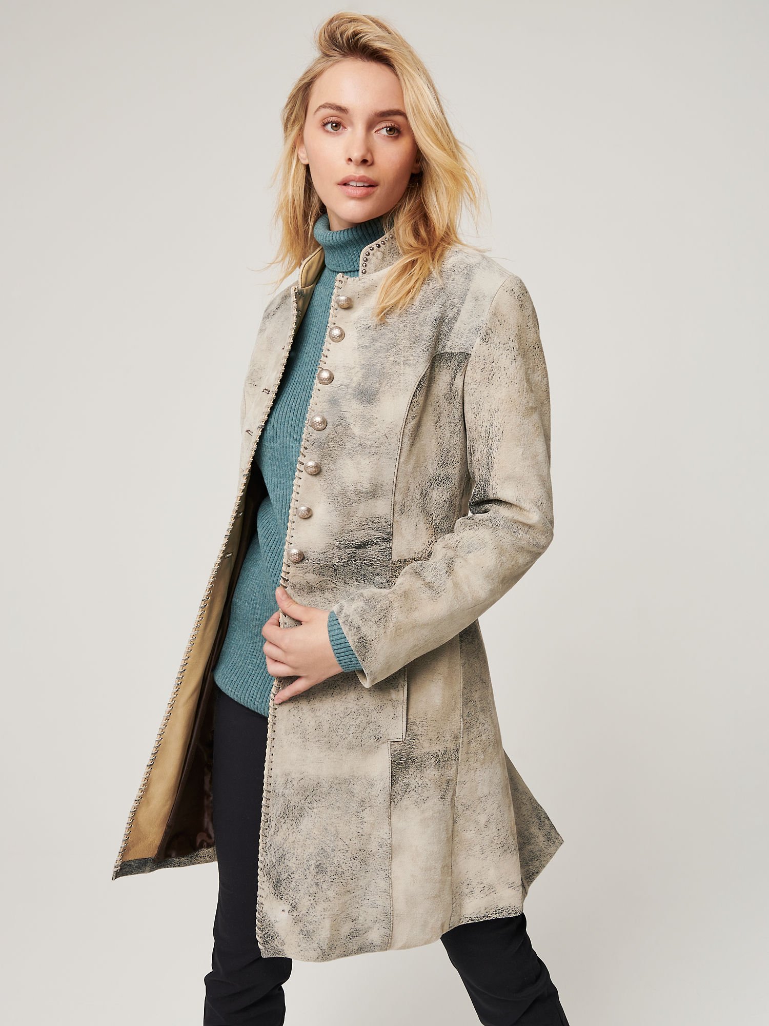 Zena Suede Leather Coat - XNAUWBI