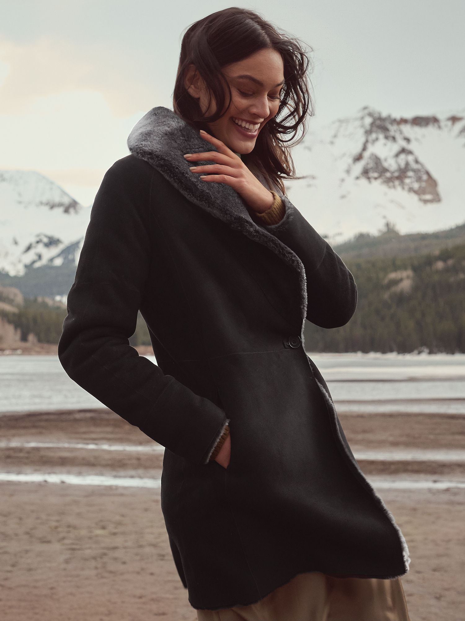 Nicole Sheepskin Coat - XNAUWBI