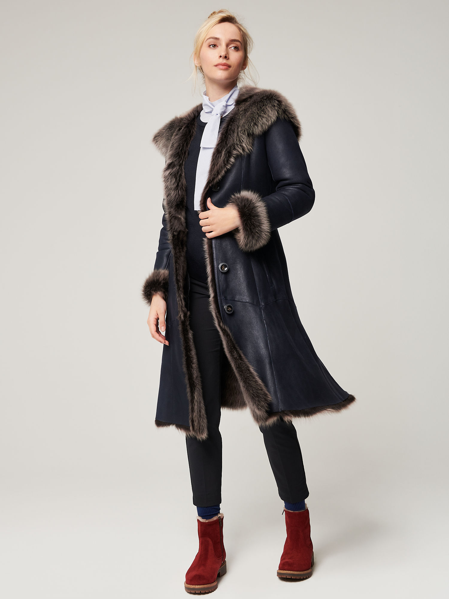 Theodora Hooded Navy Toscana Sheepskin Coat - XNAUWBI