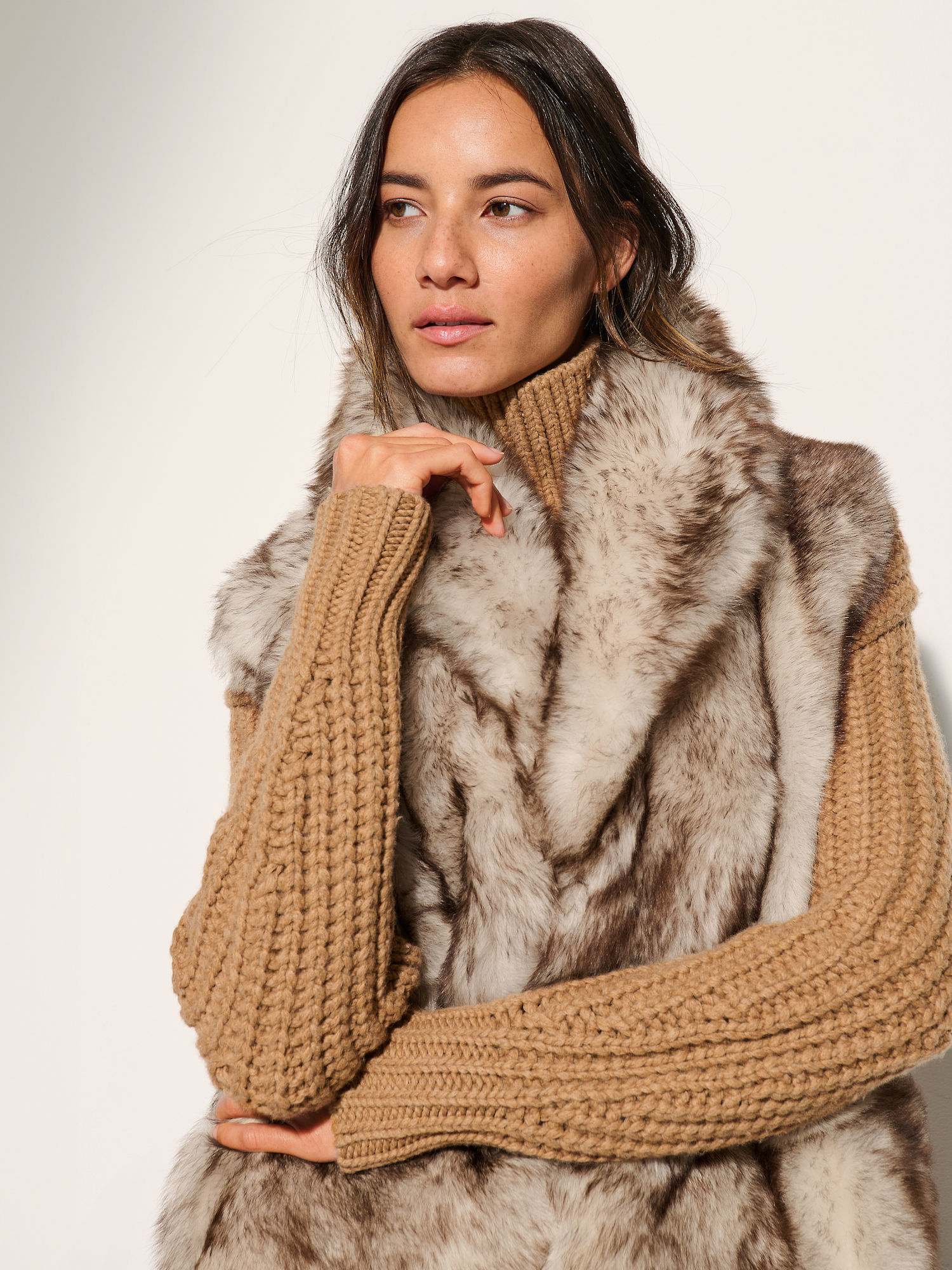 Lara Reversible Toscana Sheepskin Vest - XNAUWBI