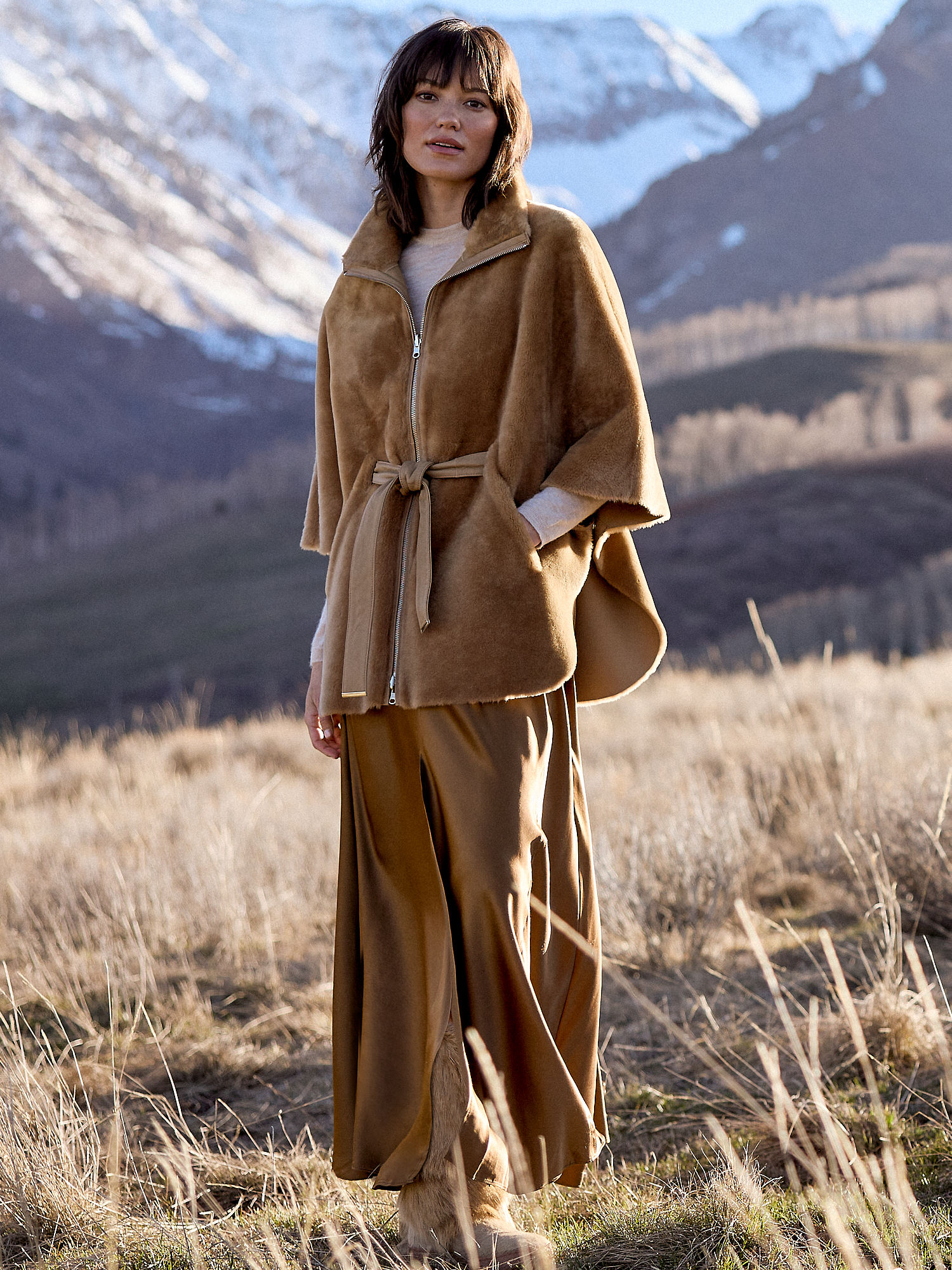 Jasmine Reversible Sheepskin Cape - XNAUWBI
