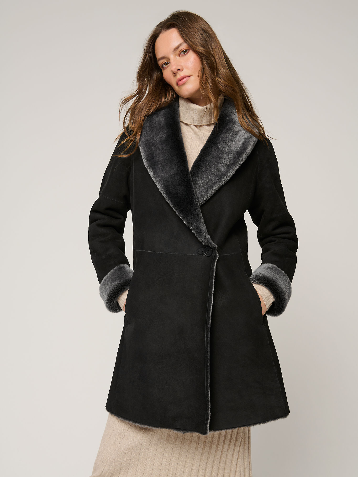 Nicole Sheepskin Coat - XNAUWBI