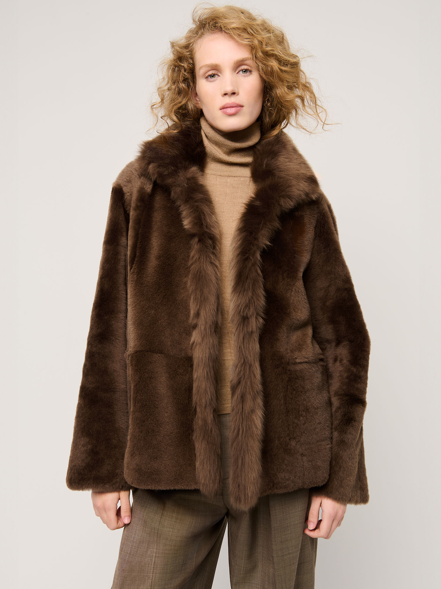 Quinn Reversible Sheepskin Coat - XNAUWBI