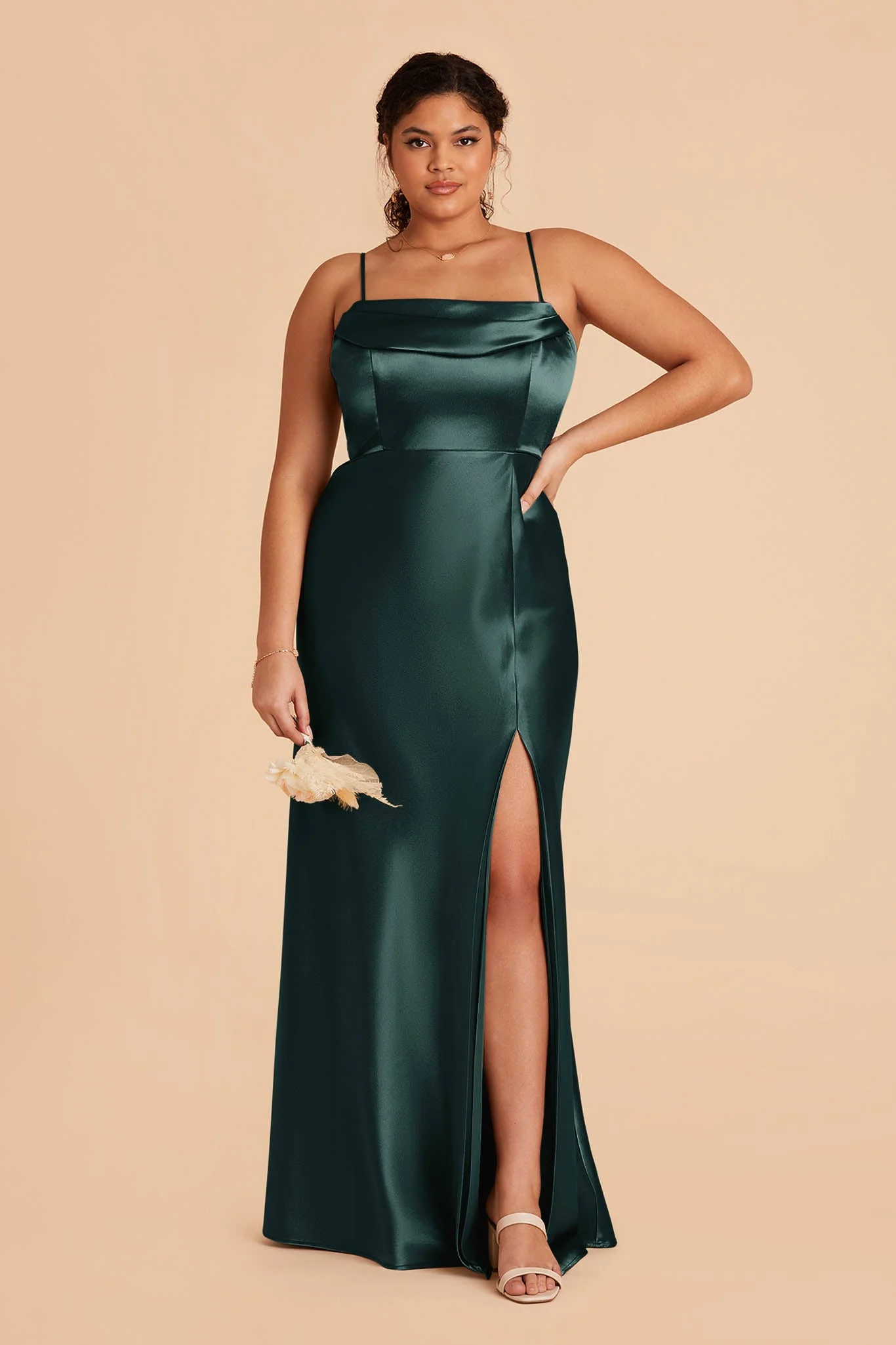 Shiny Satin Emerald Dress - XNAUWBI