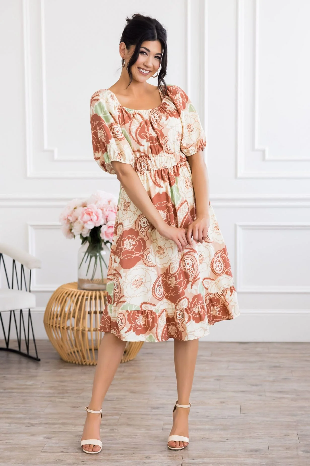 The Sunnee Cream Floral Dresses - XNAUWBI