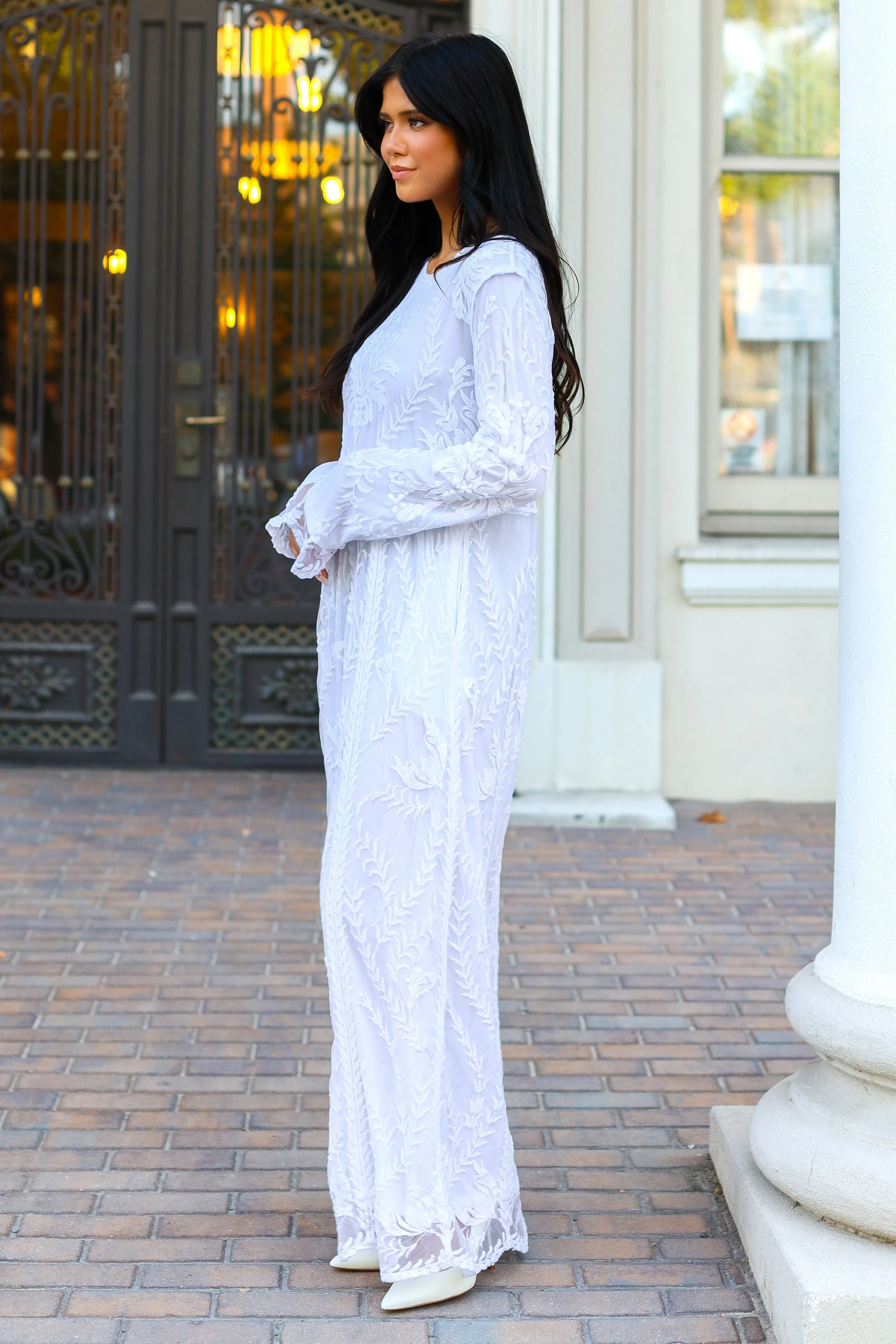 The Prosperity White Lace Dresses - XNAUWBI