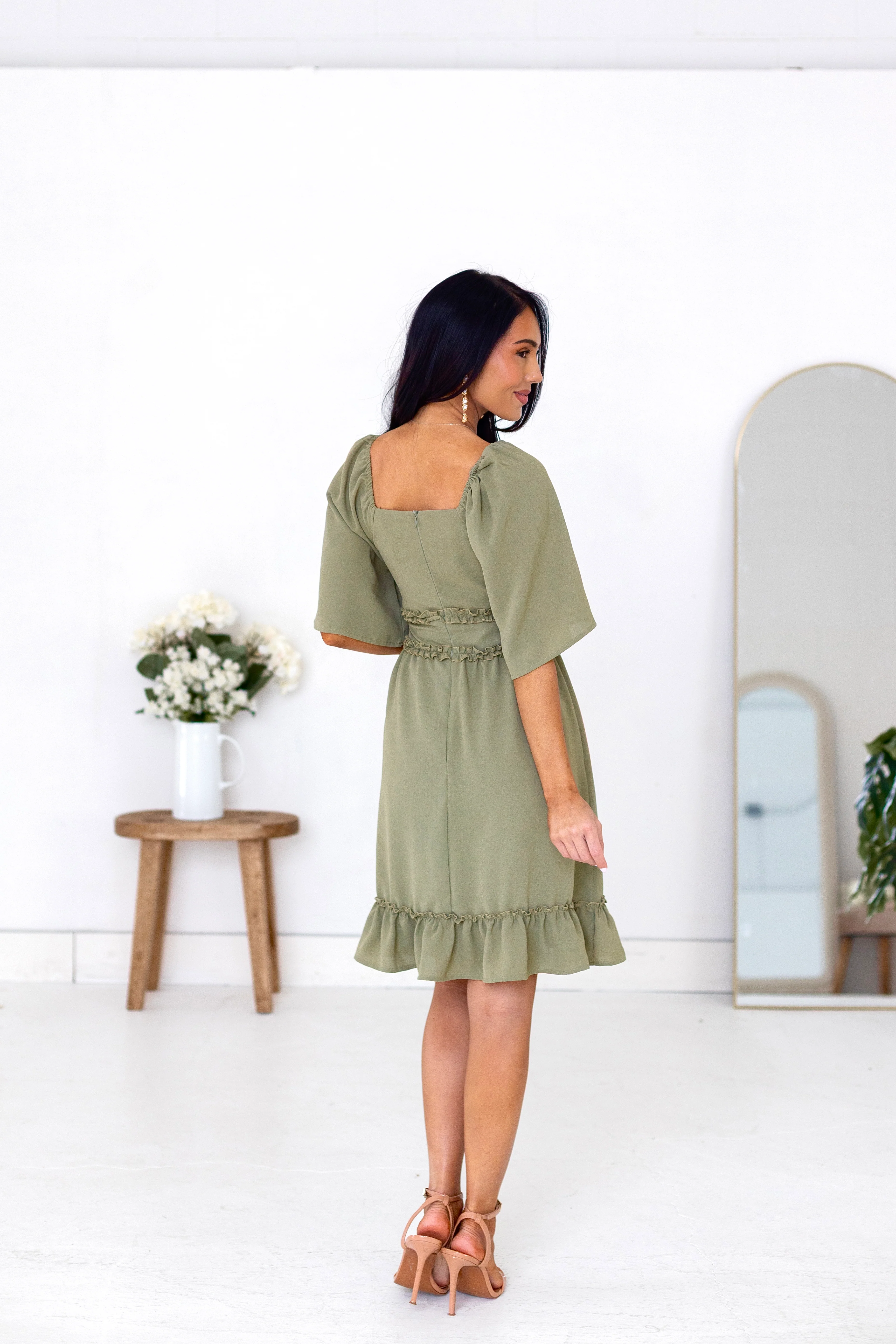 The Maya Pistachio Glow Dresses - XNAUWBI