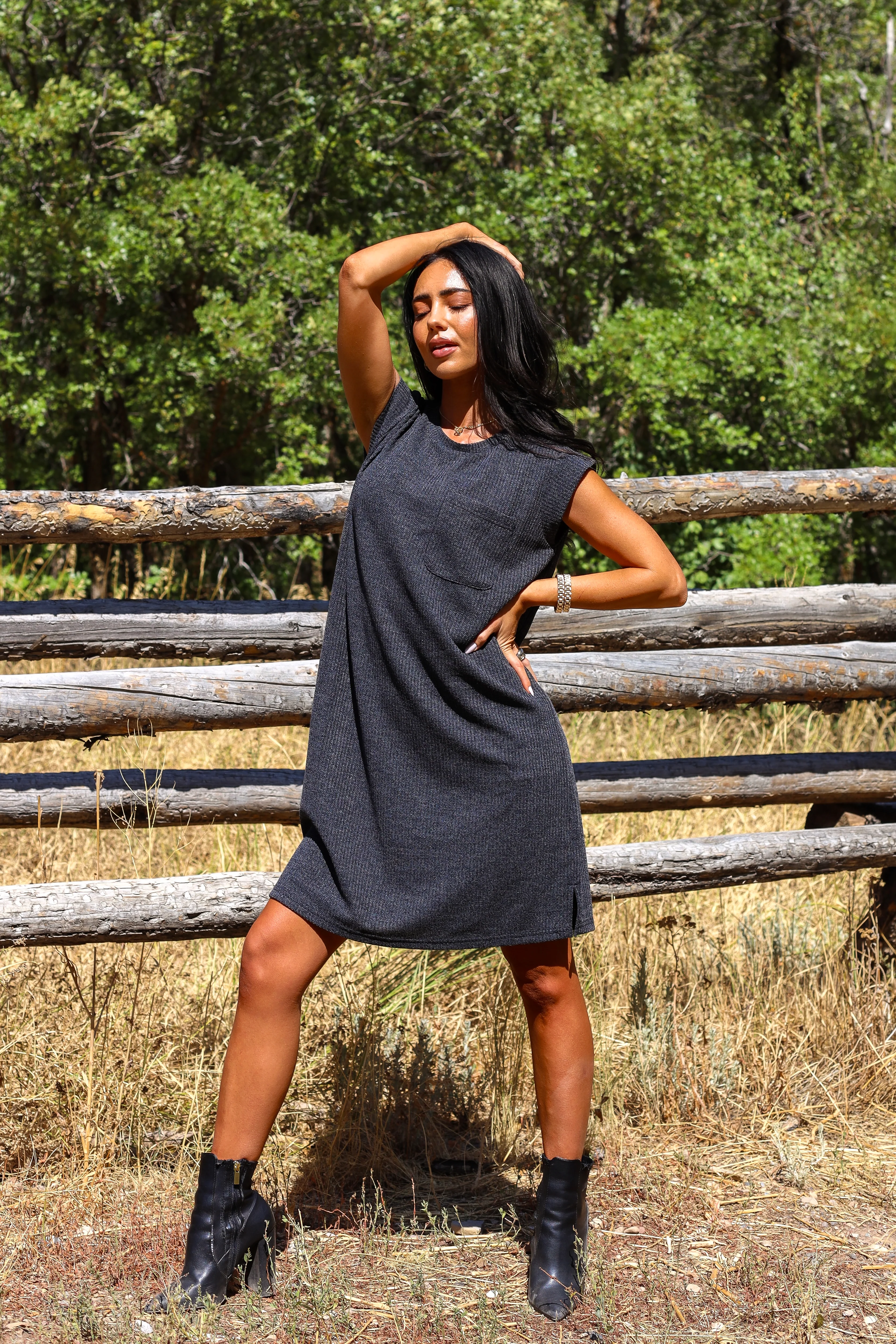 The Vivi Charcoal Dresses - XNAUWBI