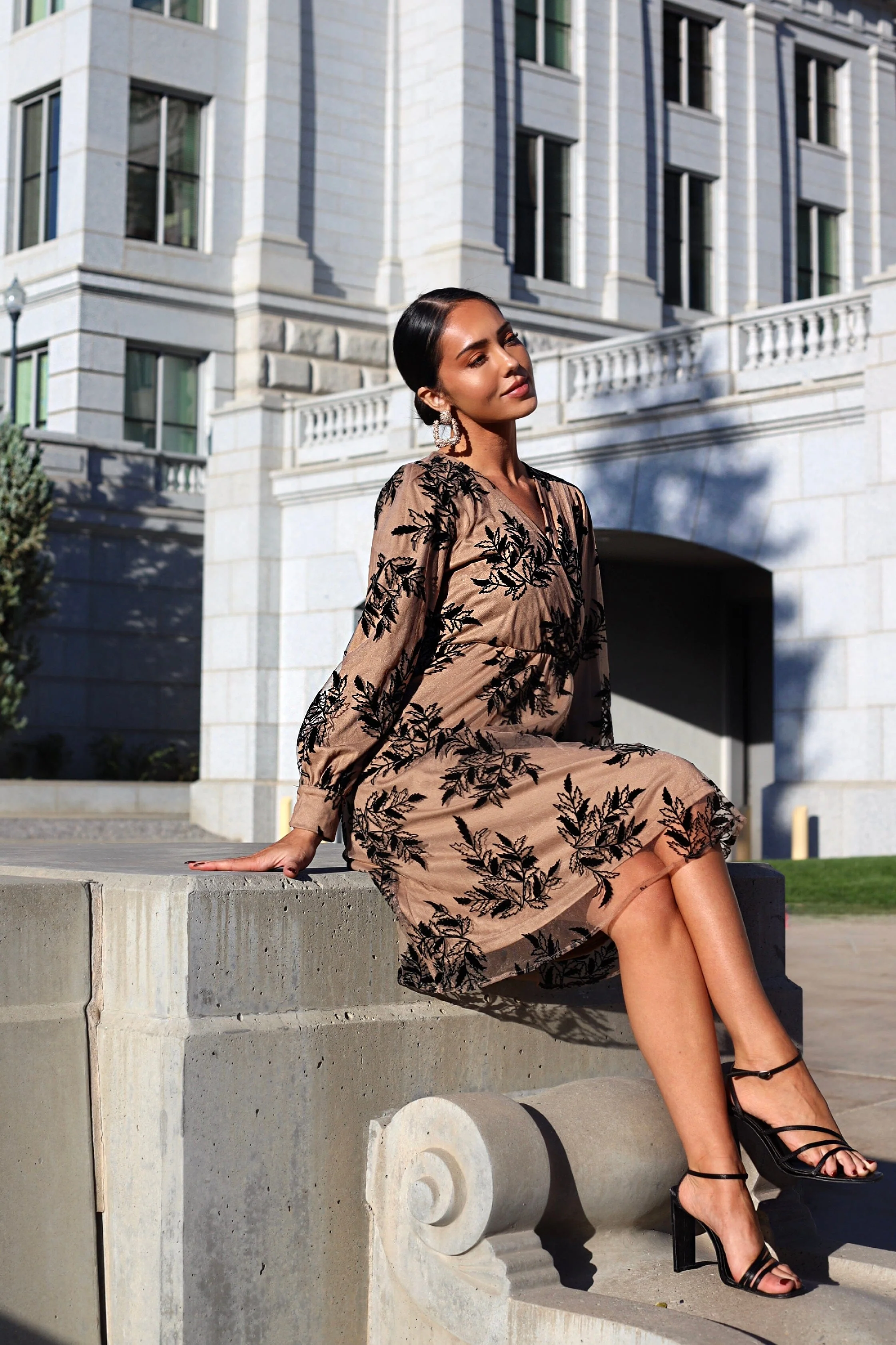 The Monroe Vines Divine Dresses - XNAUWBI