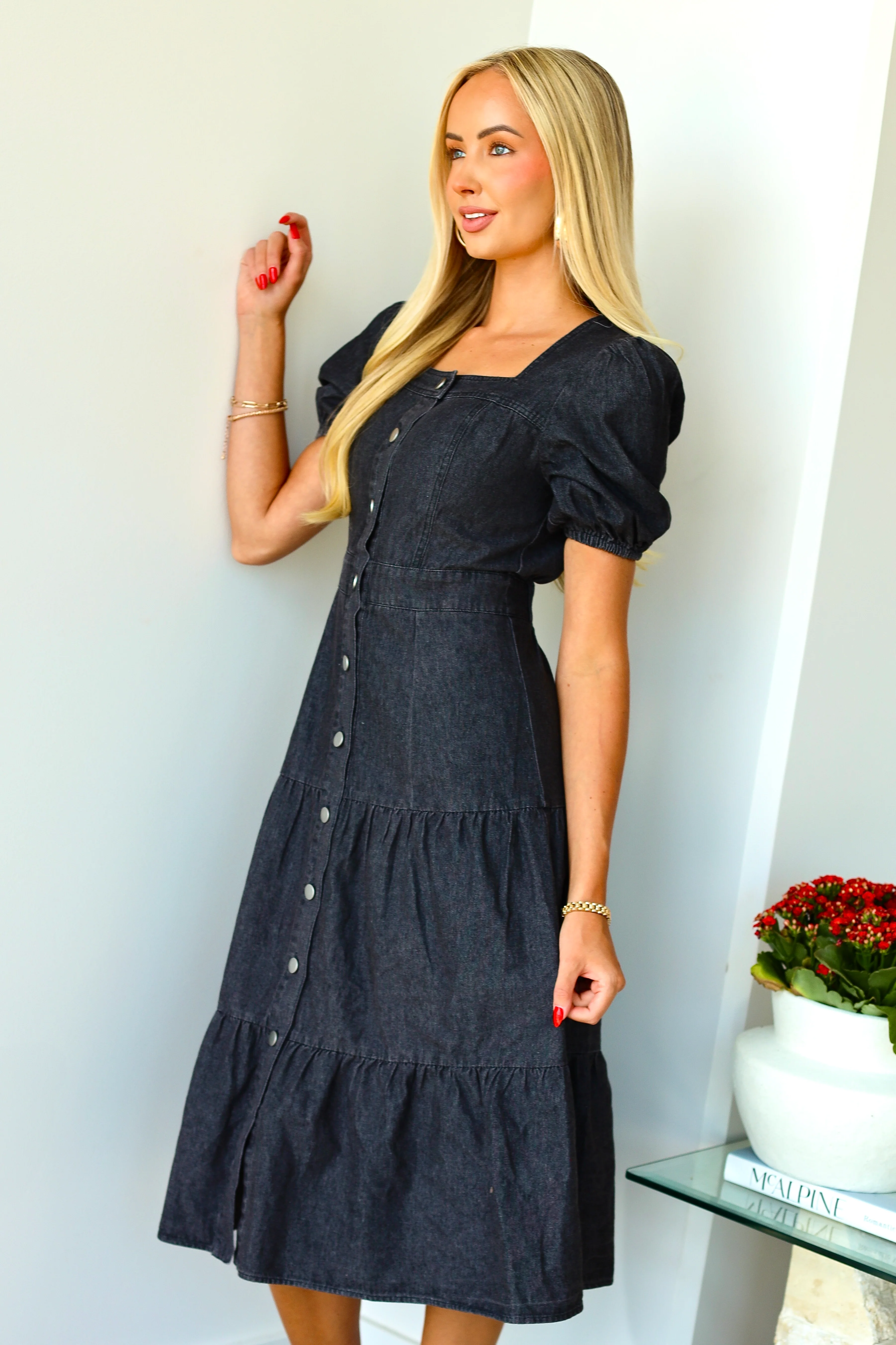 The Elton Black Wash Dresses - XNAUWBI