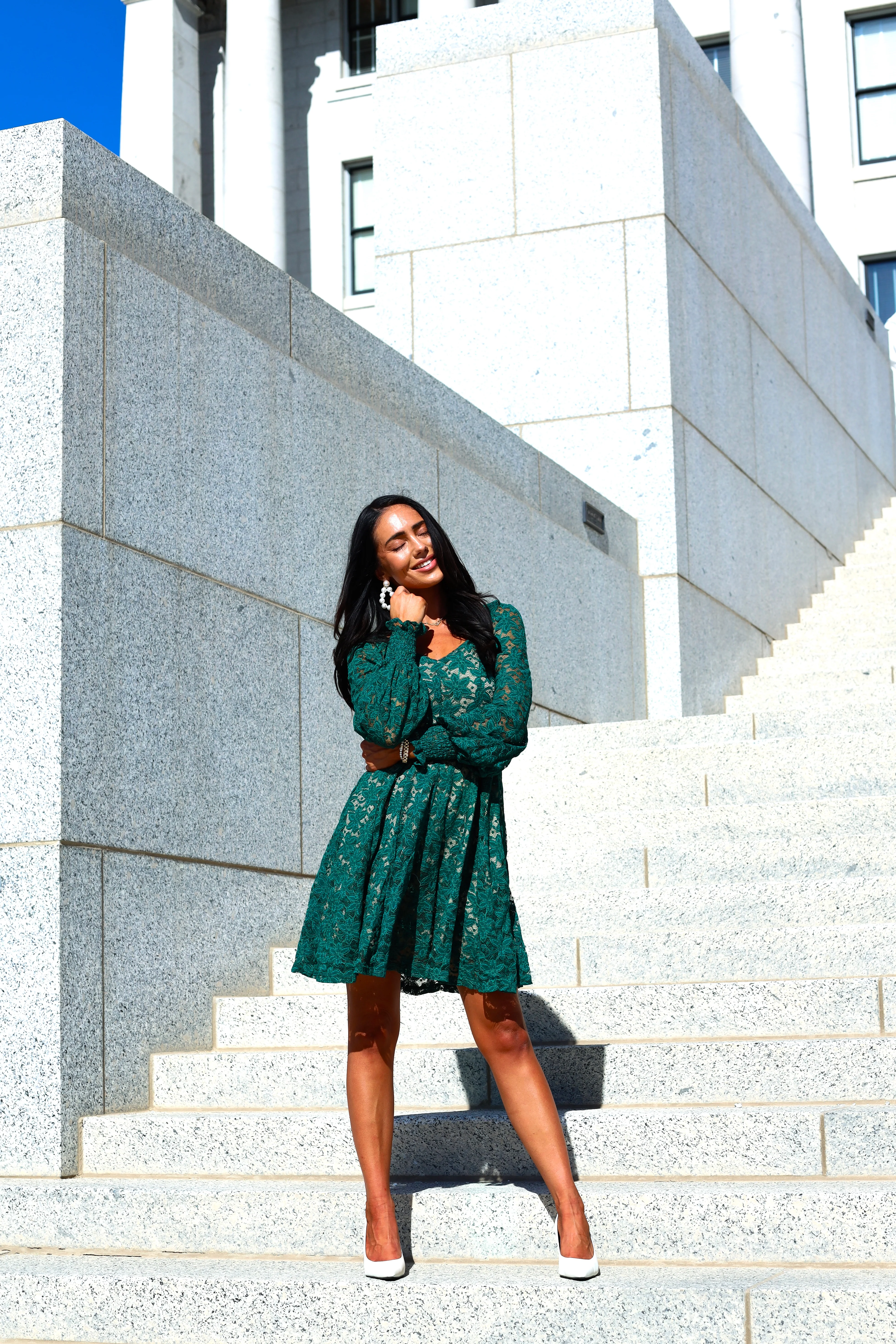 The Amery Emerald Lace Dresses - XNAUWBI