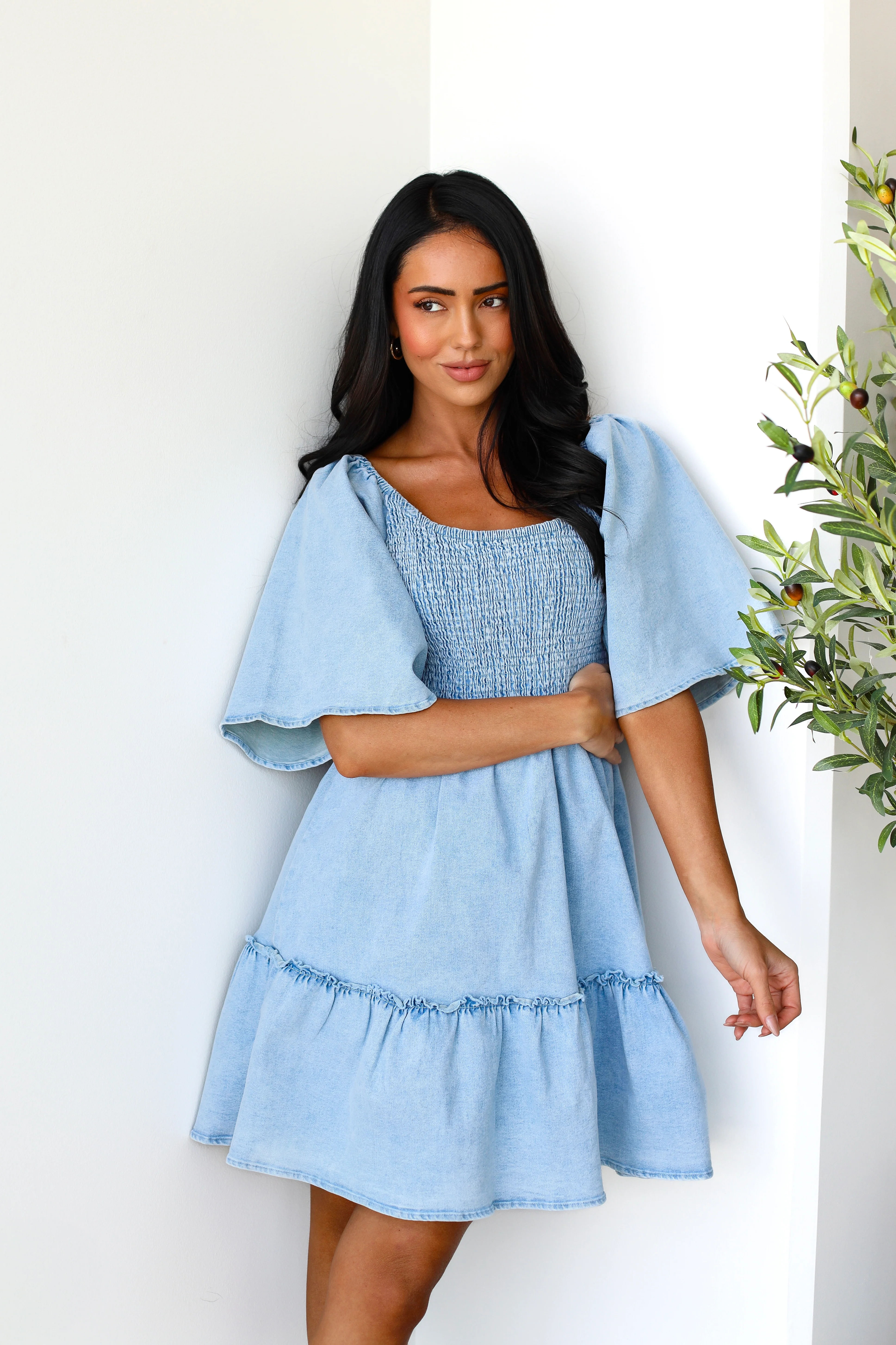 The Kindred Chambray Dresses - XNAUWBI