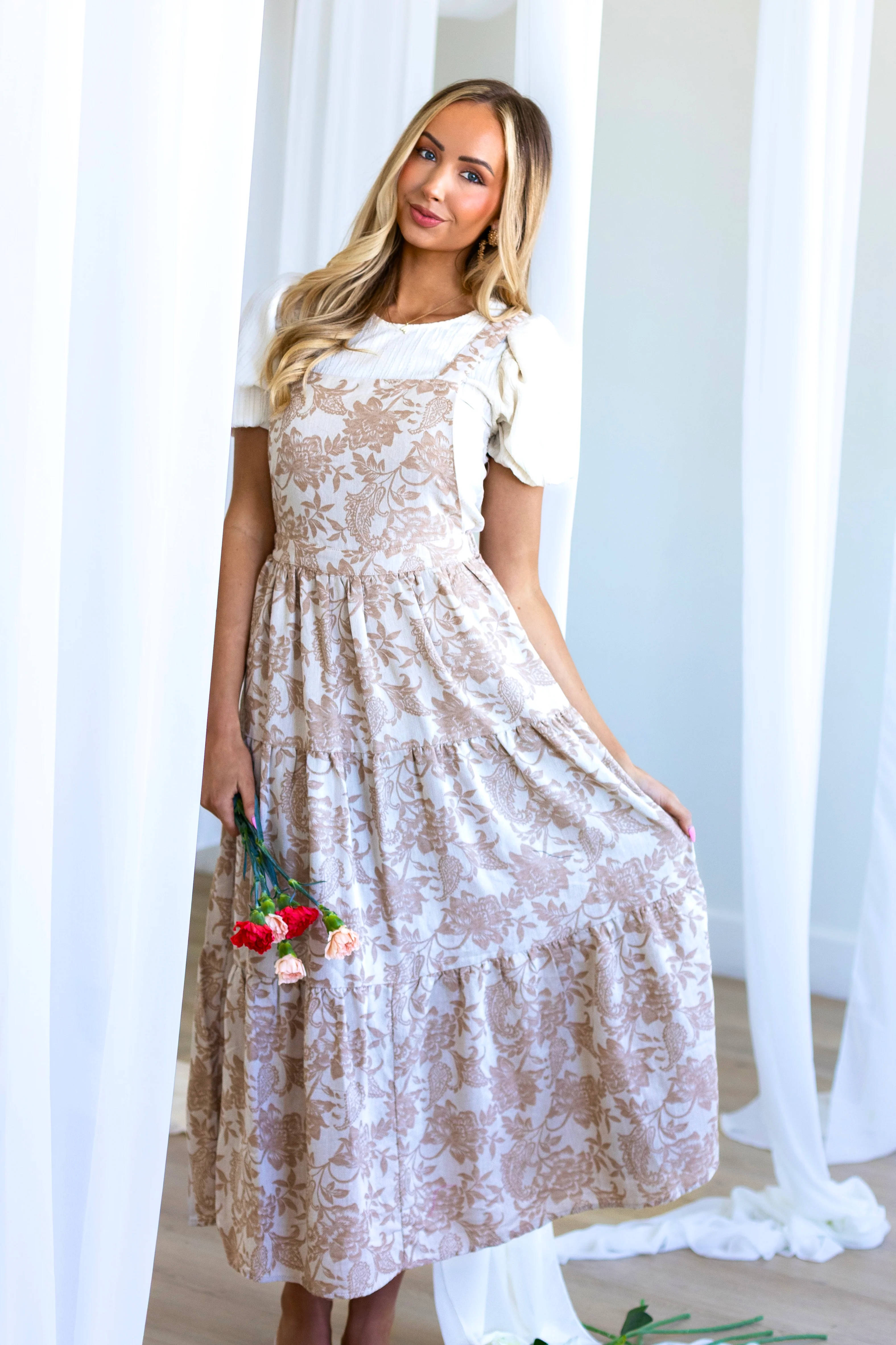 The Camdyn Taupe Floral Dresses - XNAUWBI