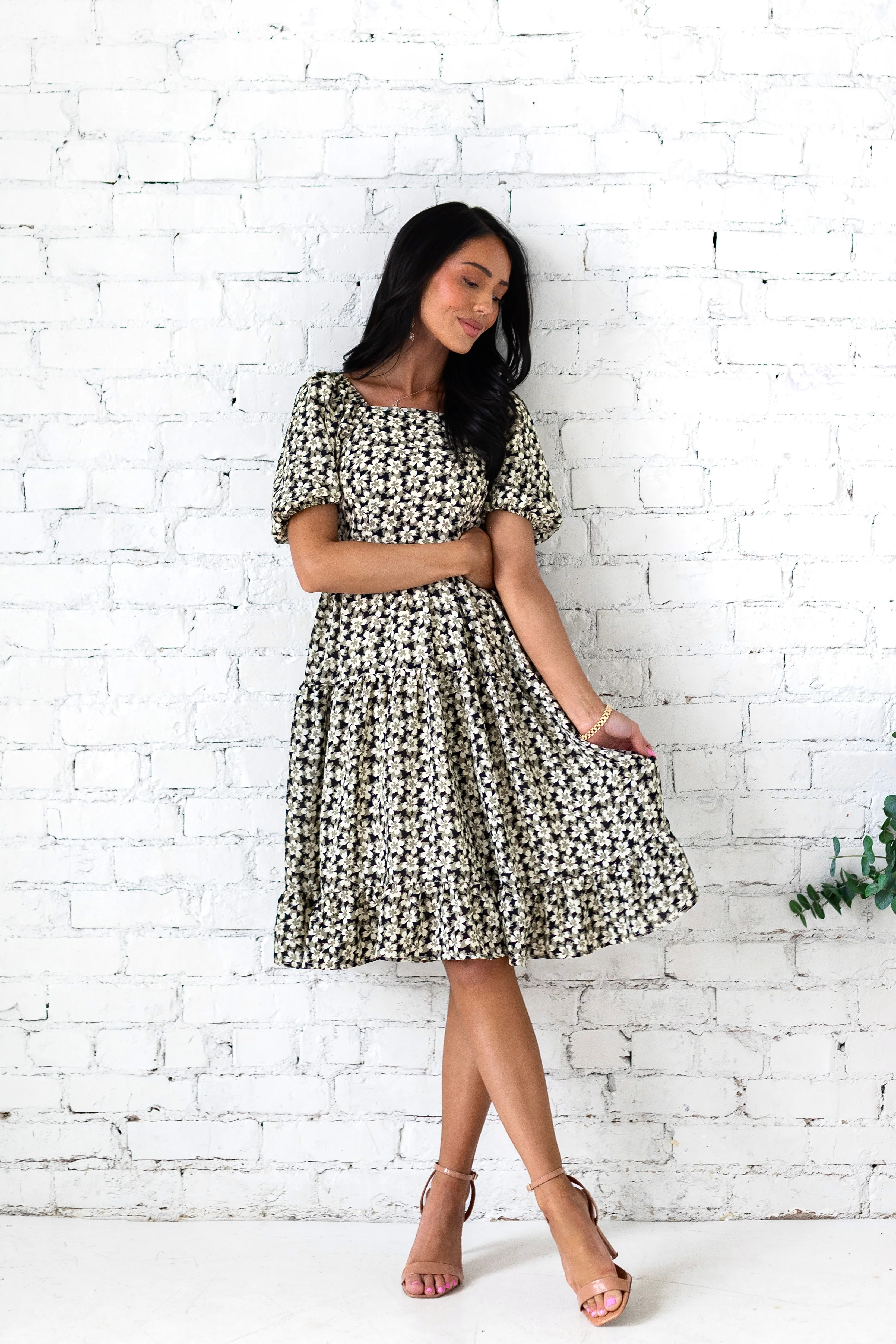 The Poppy Midnight Daisy Dresses - XNAUWBI