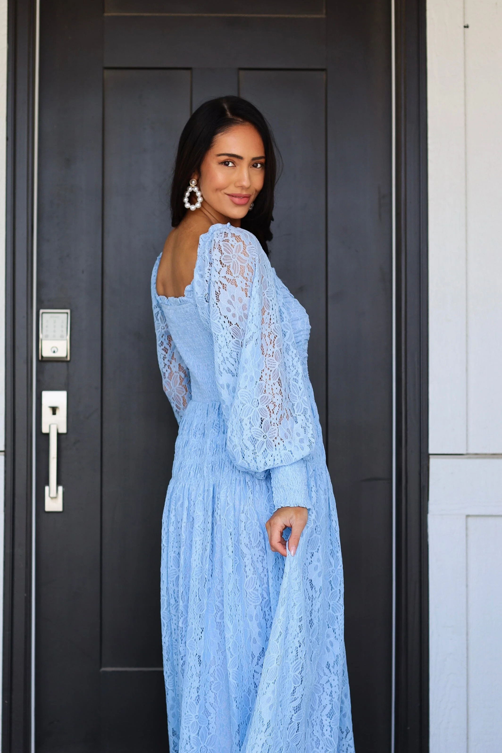 The Connie Periwinkle Lace Dresses - XNAUWBI