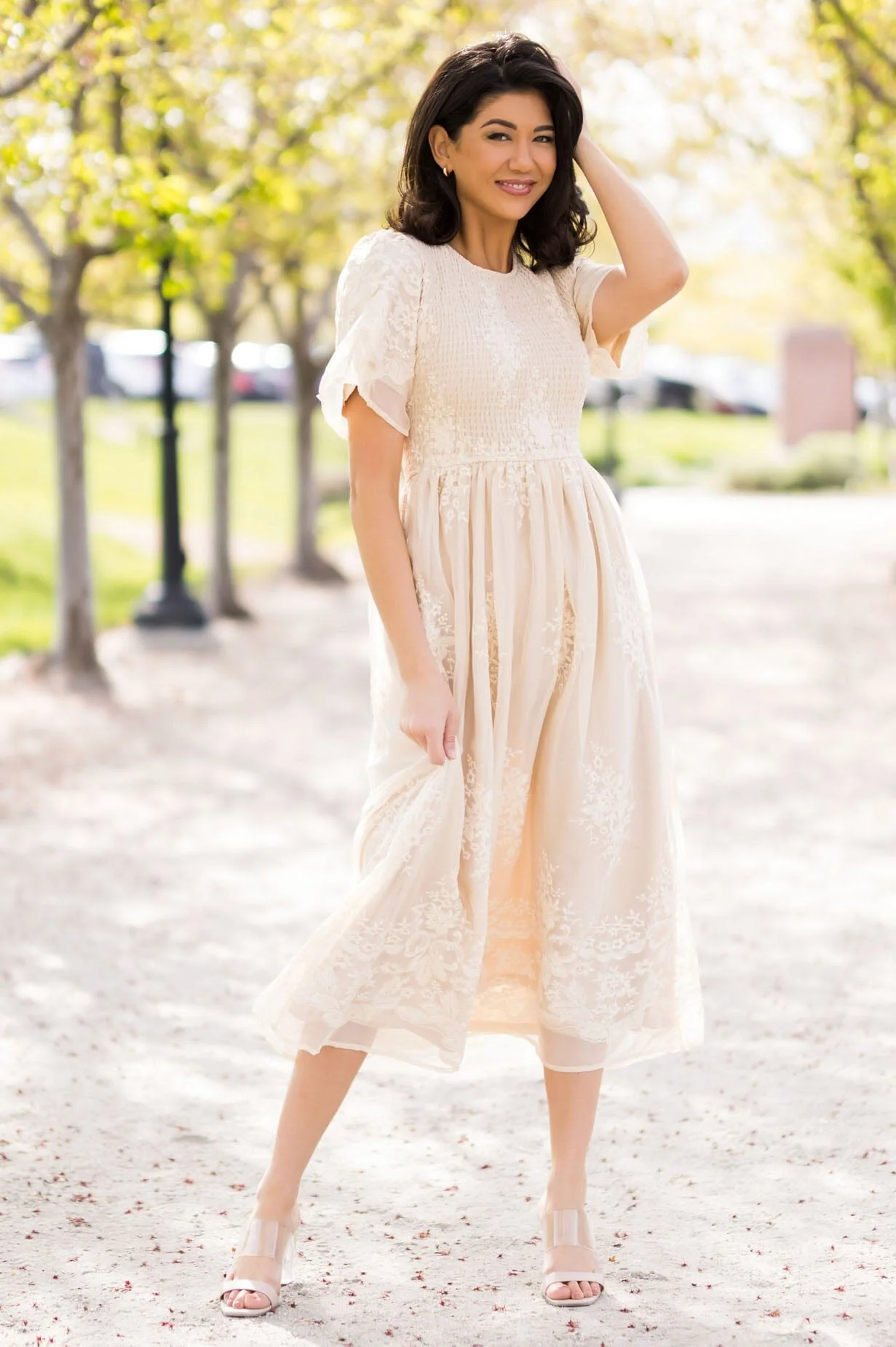 The Sonnet Champagne Embroidery & Lace Dresses - XNAUWBI